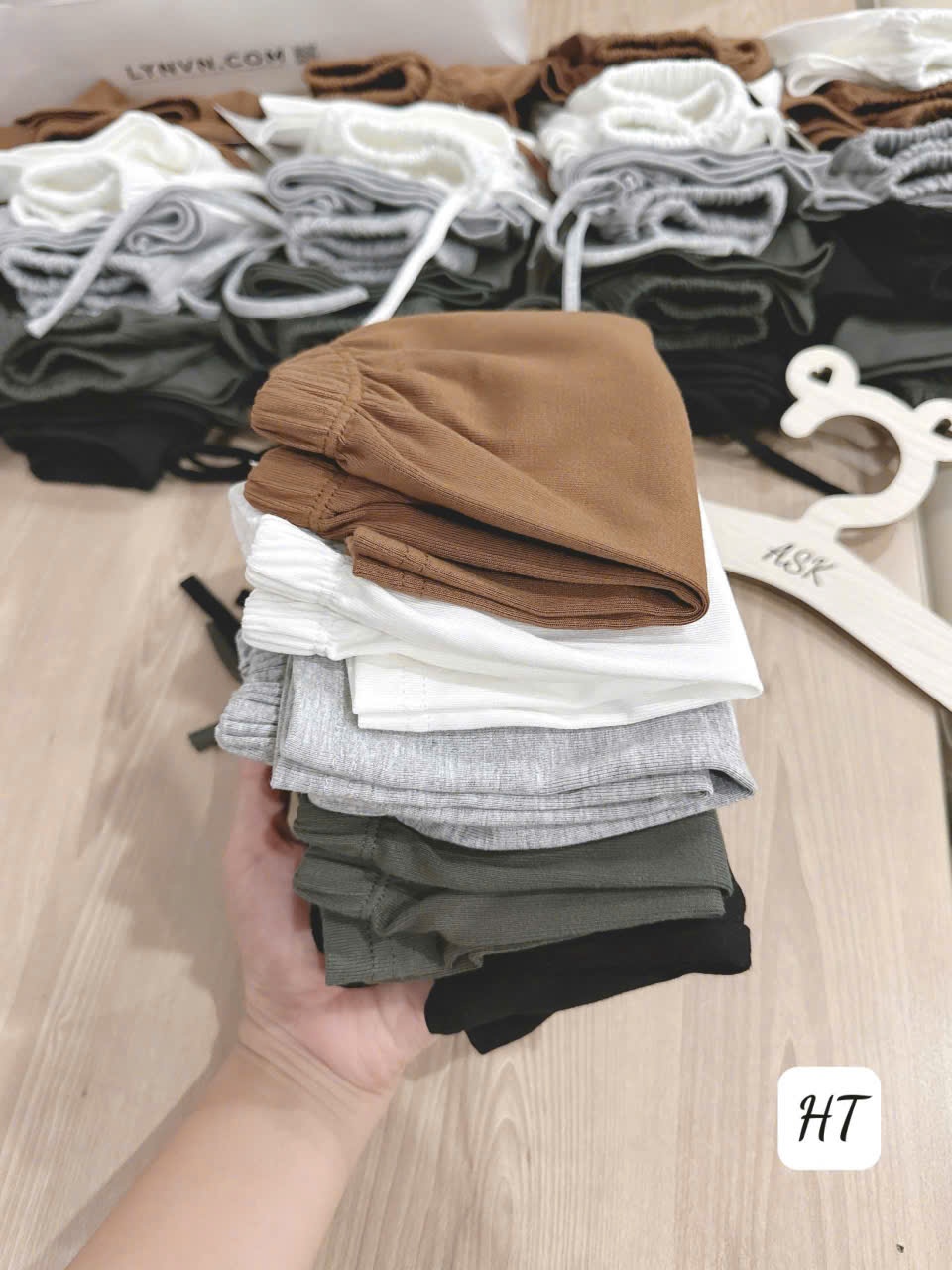 Sq47 Set 5 quần zip tone nâu xám bé trai