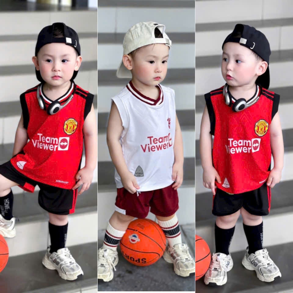 Sb58 Set 2 bộ Manchester tone đỏ sát nách đá bóng cho bé trai