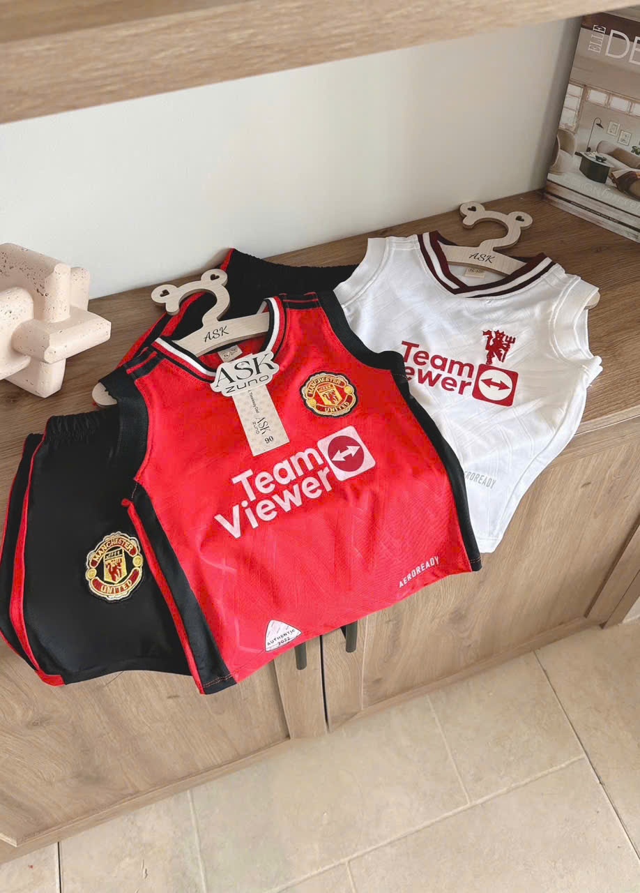 Sb58 Set 2 bộ Manchester tone đỏ sát nách đá bóng cho bé trai