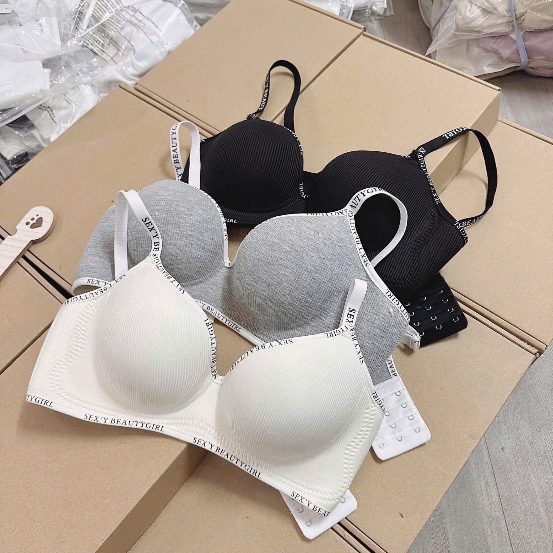 Sa68 Set 3 áo ngực có mút 5cm nâng ngực