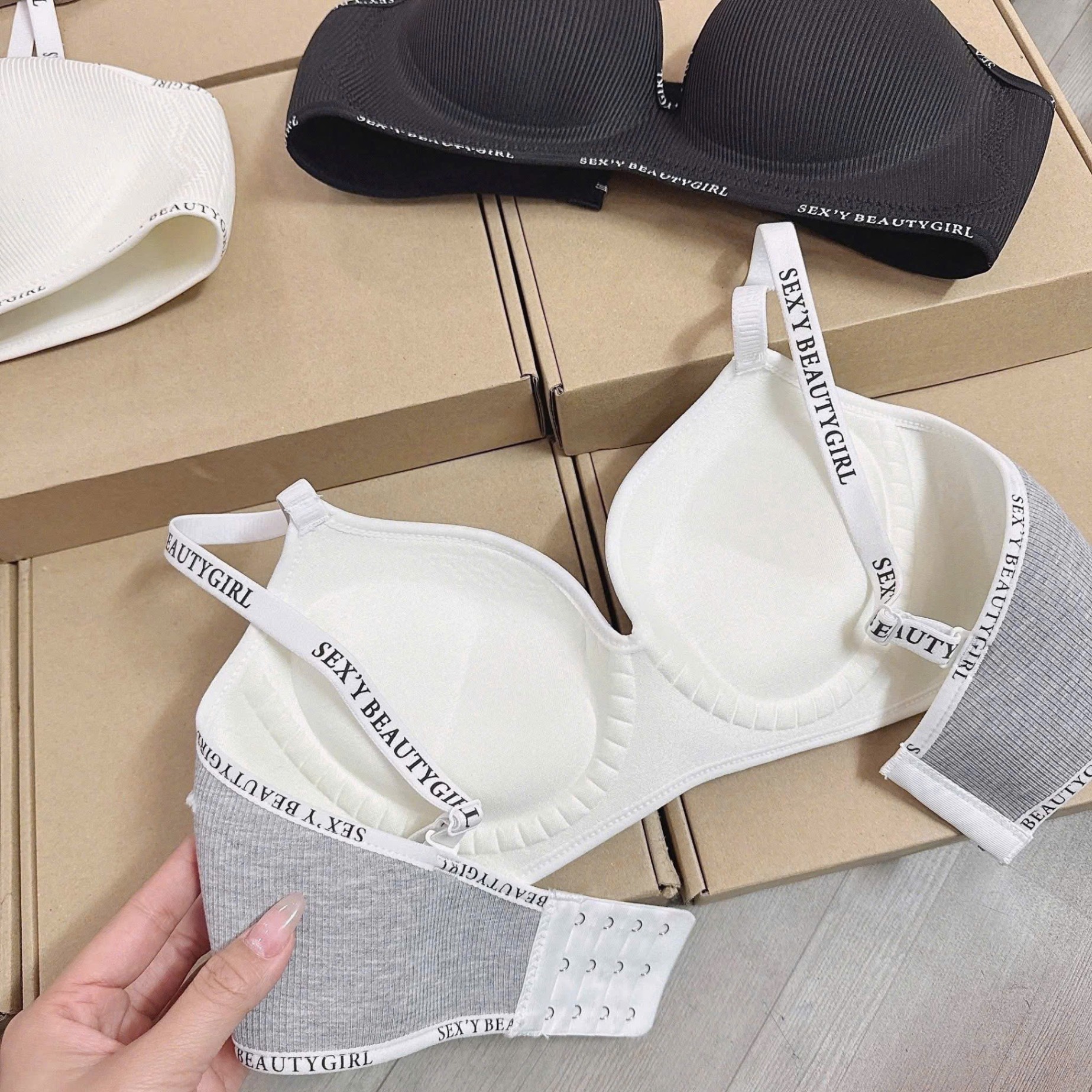 Sa68 Set 3 áo ngực có mút 5cm nâng ngực