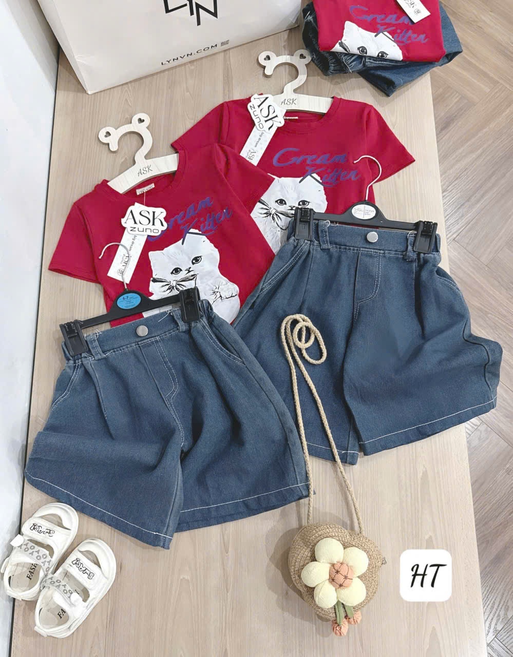 Sab92 Set áo phông mèo đỏ mix quần ngố Jean ống rộng