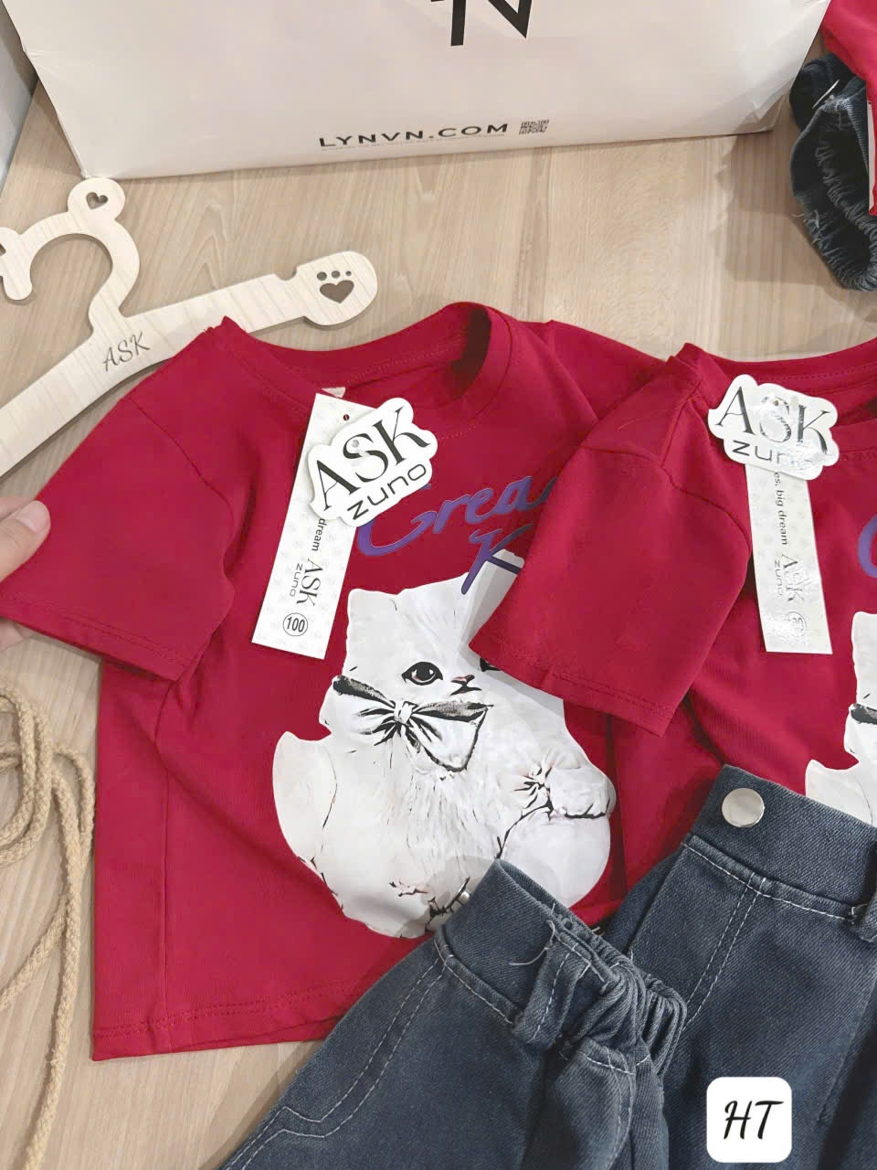 Sab92 Set áo phông mèo đỏ mix quần ngố Jean ống rộng
