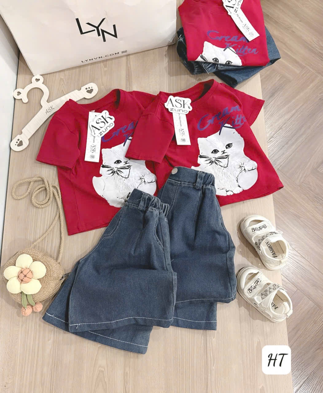 Sab92 Set áo phông mèo đỏ mix quần ngố Jean ống rộng