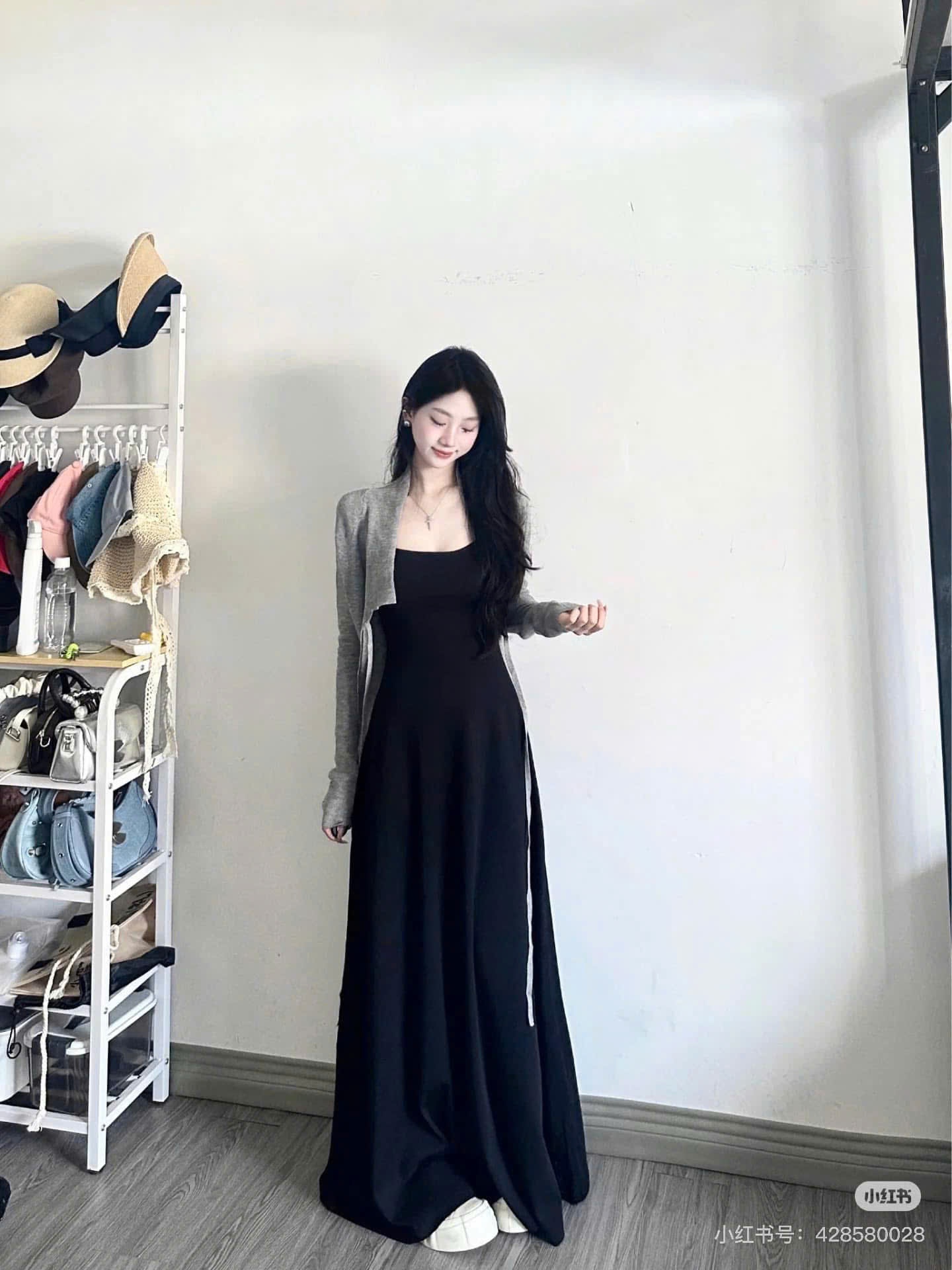 Vzn2 Váy zip dài hai dây mảnh đệm ngực