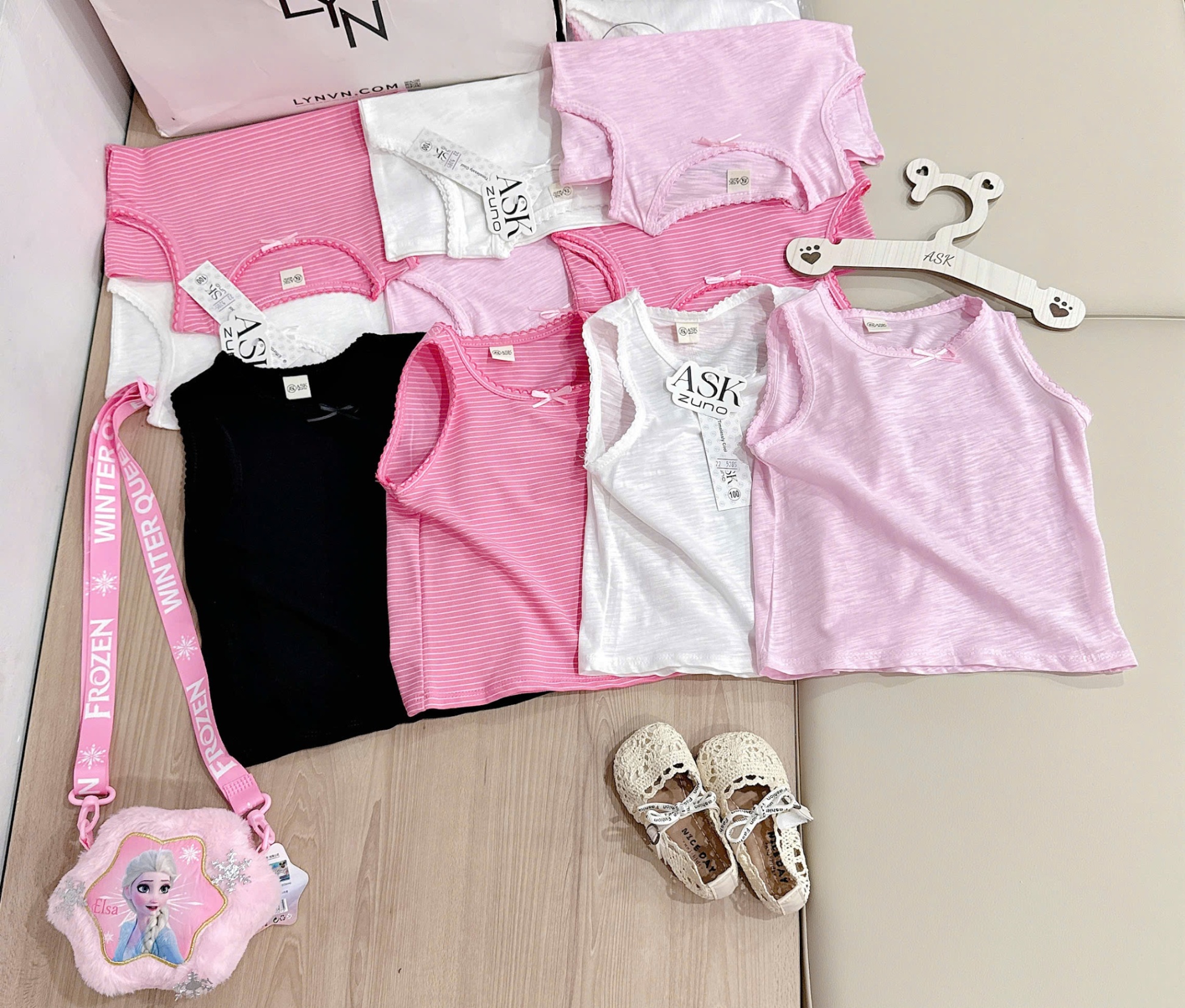 Sab6 Set 4 áo ba lỗ xước tone hồng cho bé