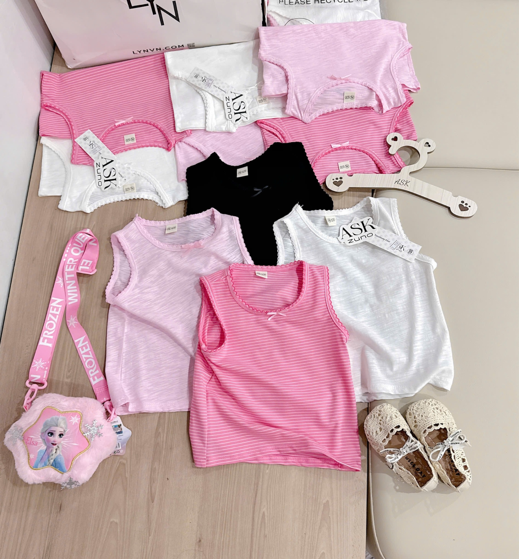 Sab6 Set 4 áo ba lỗ xước tone hồng cho bé