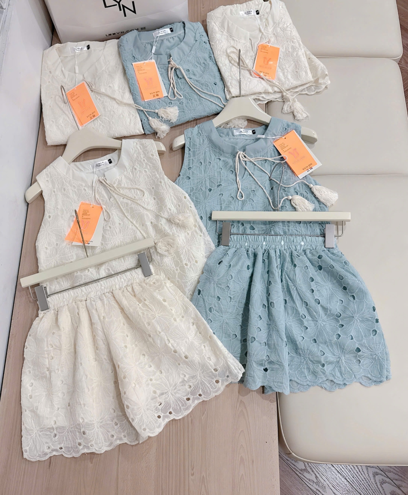 Bd55 Set tiểu thư thêu boi hoa