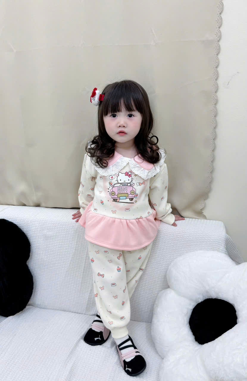 C94# BỘ NỈ 2 DA HELLO KITTY XOÈ CHO BÉ(X)