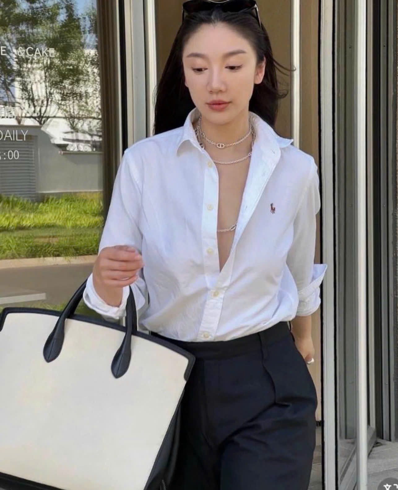 Z59# ÁO SƠ MI TRẮNG THÊU NGỰA CHO NỮ