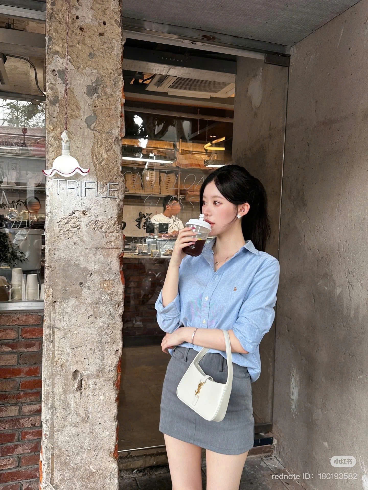 Z75# ÁO SƠ MI XANH THÊU NGỰA CHO NỮ