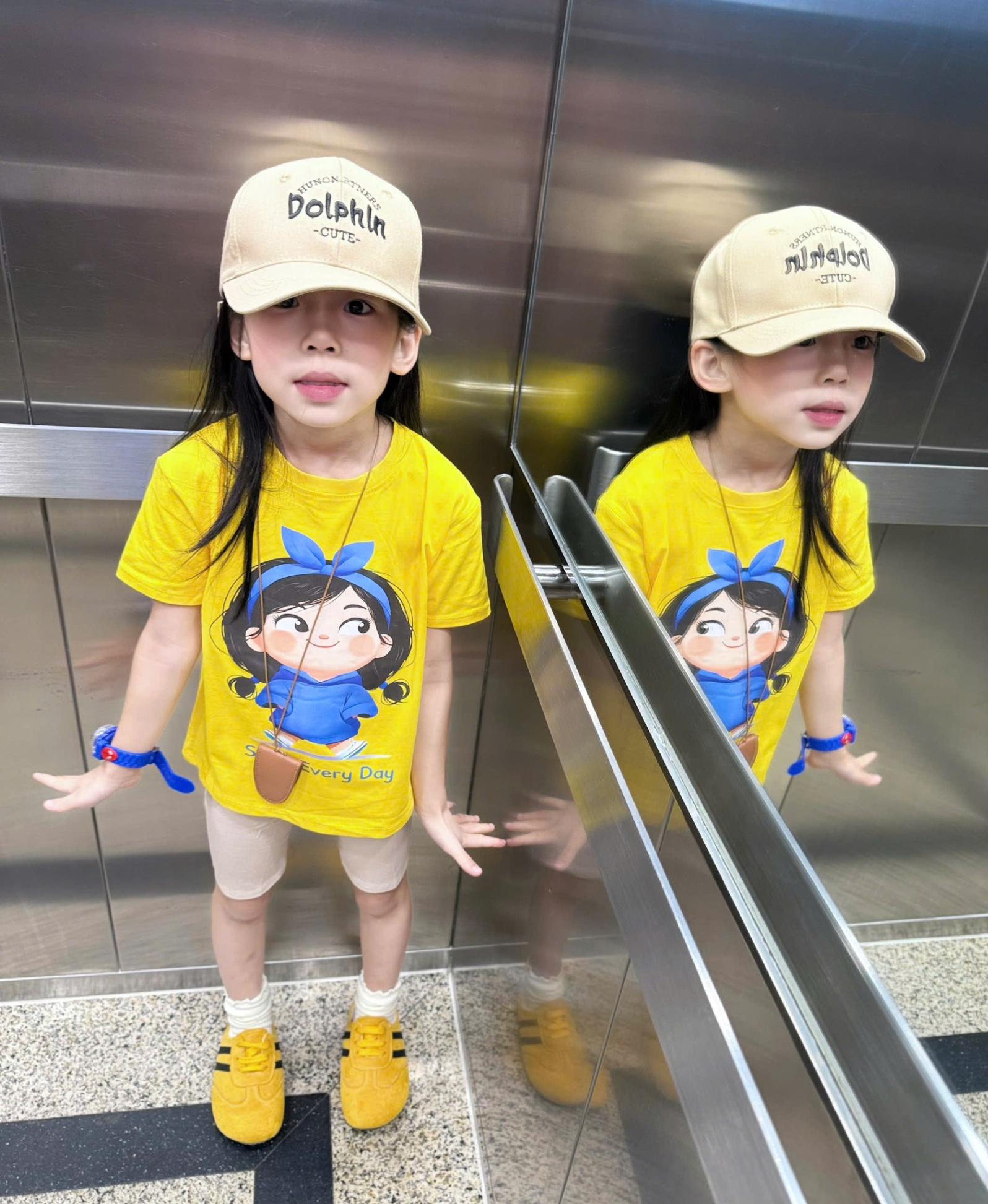K75 SET 2 BỘ NGỐ TONE VÀNG BÉ GÁI