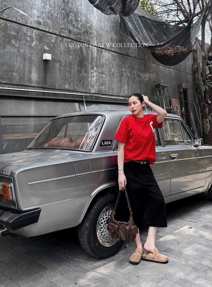 A58 ÁO PHÔNG CHỮ C 2 MÀU