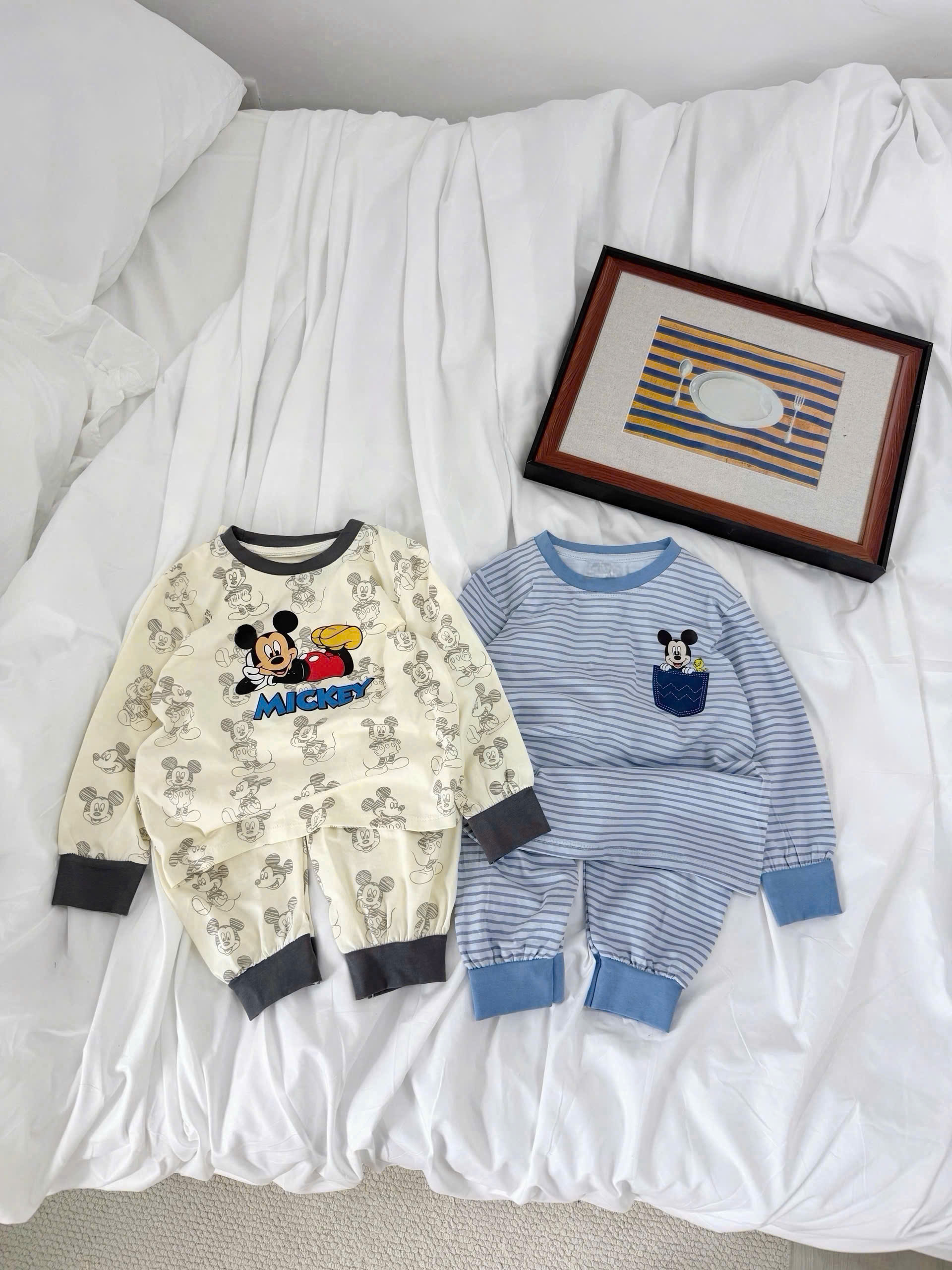 CV-HT184# SET 2B DÀI TAY MICKEY TRẮNG XANH CHO BÉ