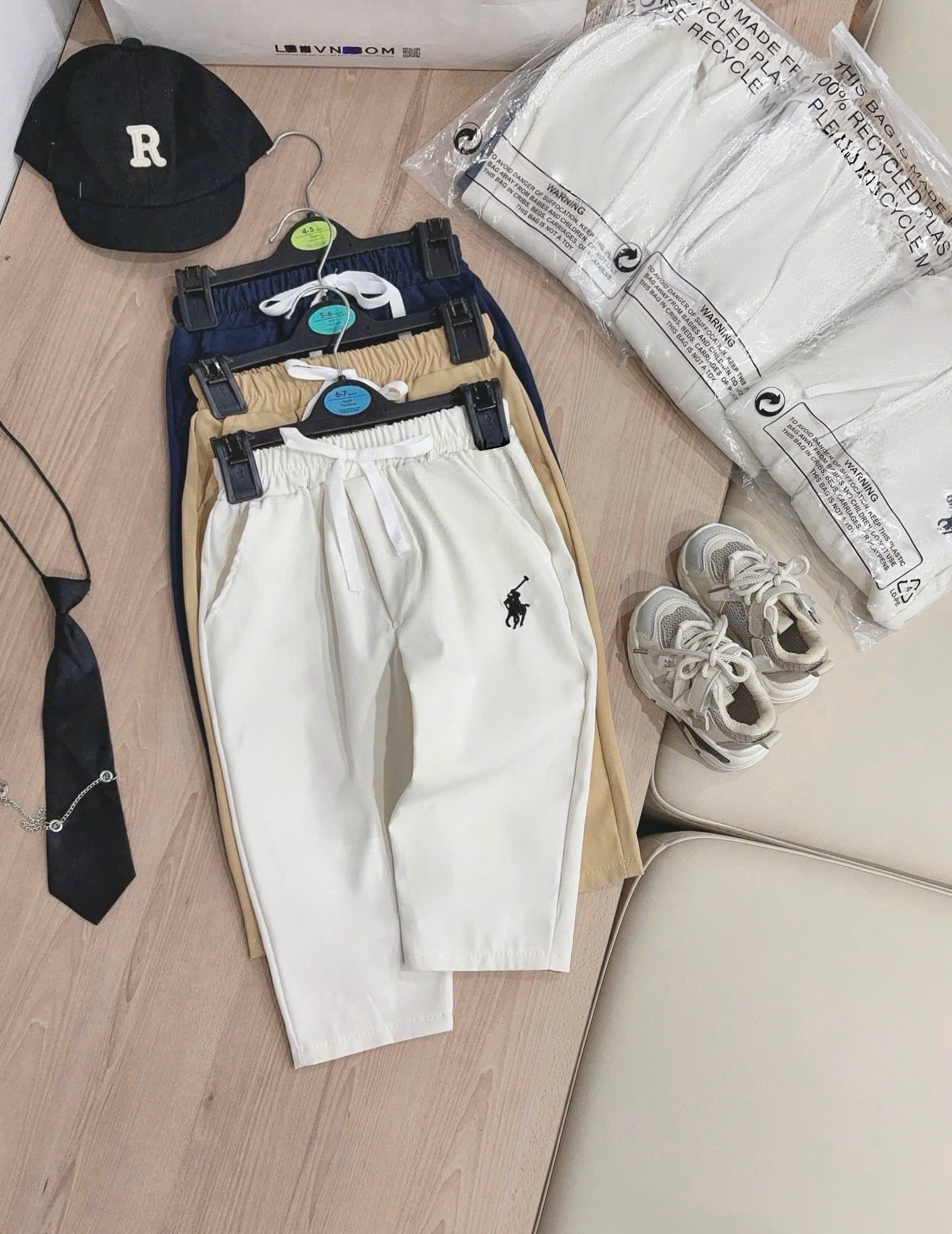 CV- HT21 SET 3 QUẦN KAKI THÊU NGỰA BÉ