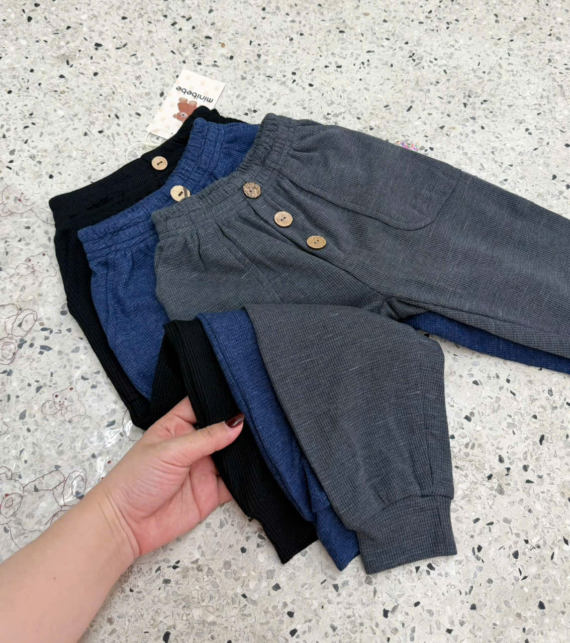 CV- HT23 SET 3 QUẦN TỔ ONG CHO BÉ