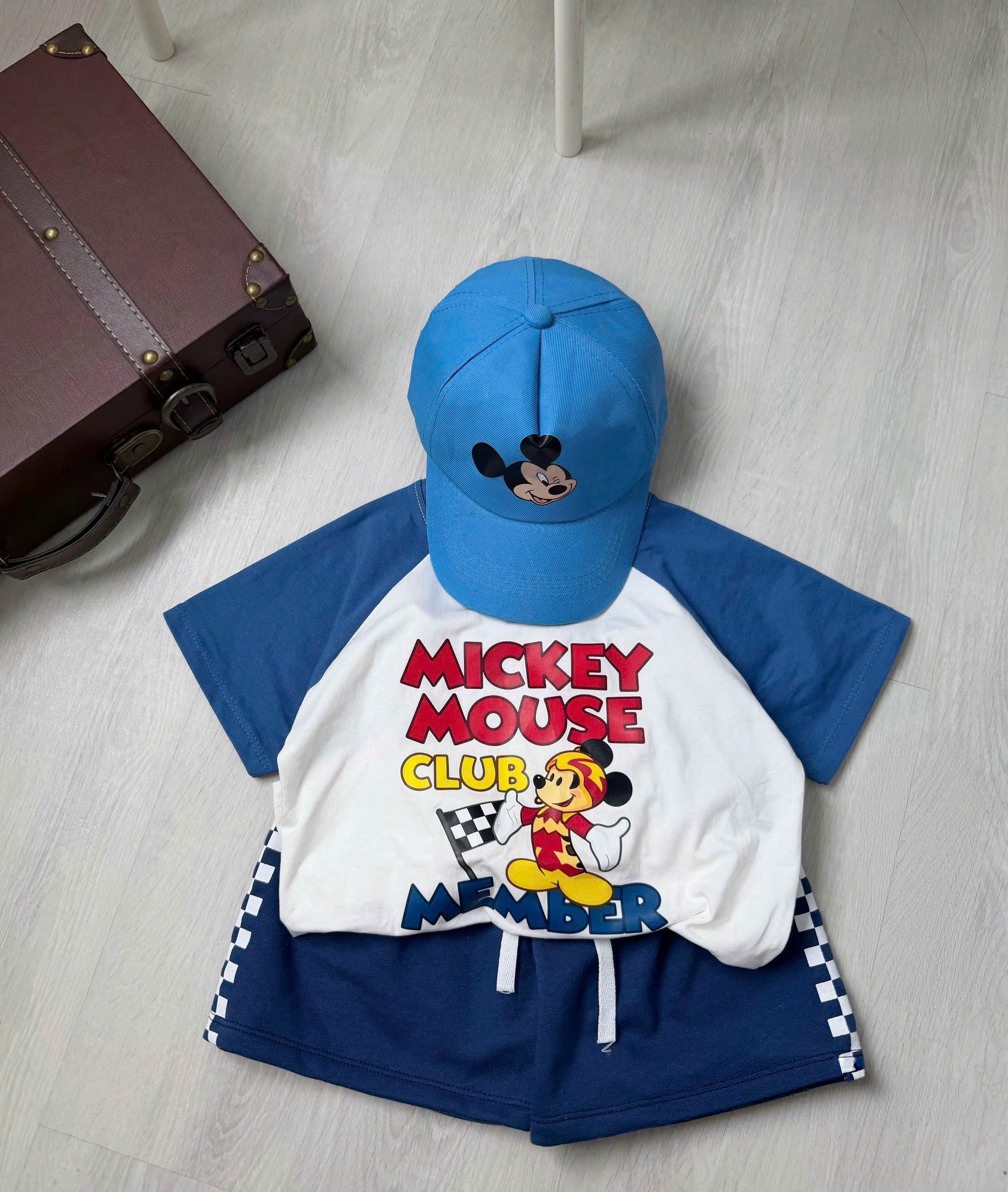 CV - HT24 SET BỘ CỘC MICKEY XANH TRẮNG MICKEY MOUSE KÈM MŨ