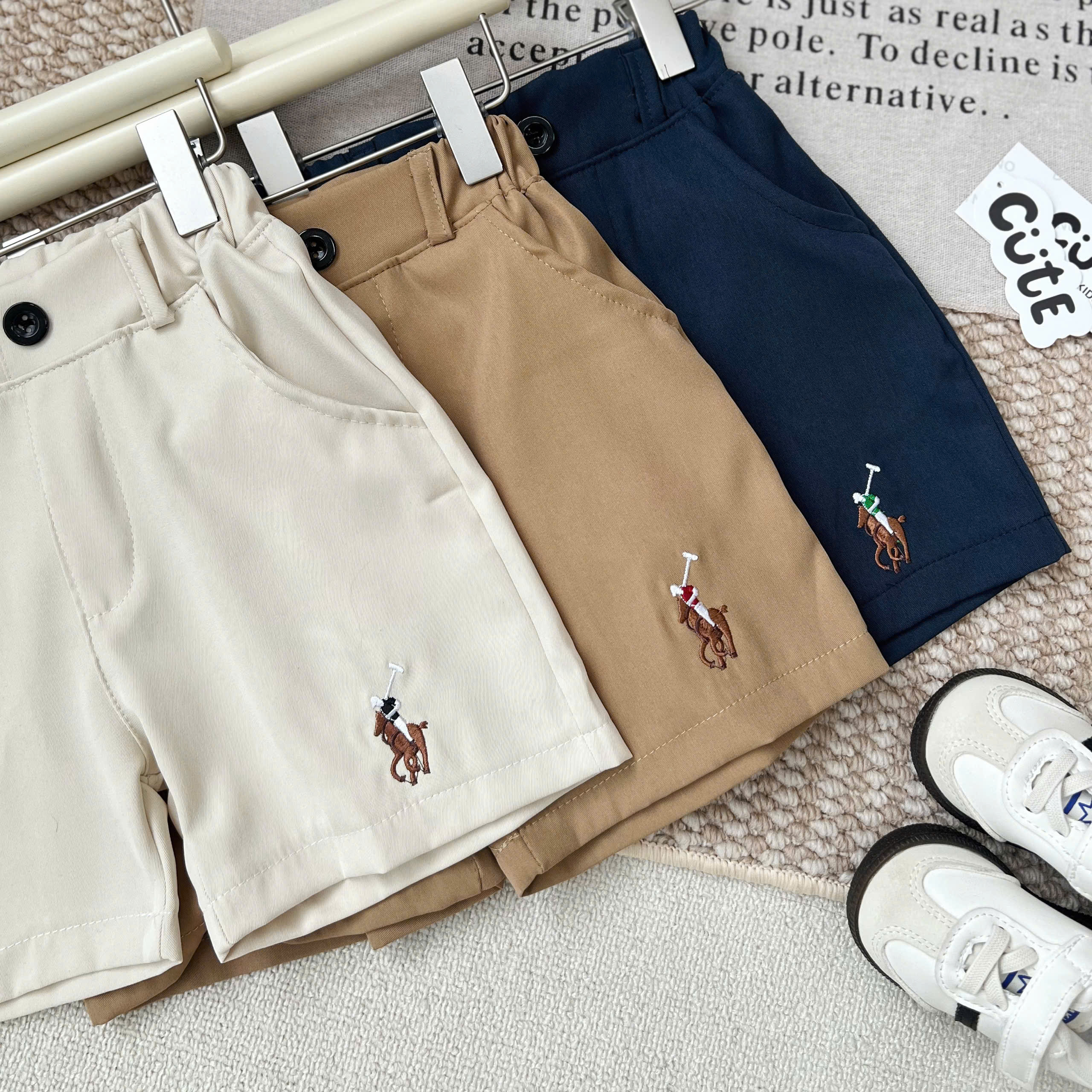 CV-J97# SET 3 QUẦN KAKI THÊU NGỰA CHO BÉ