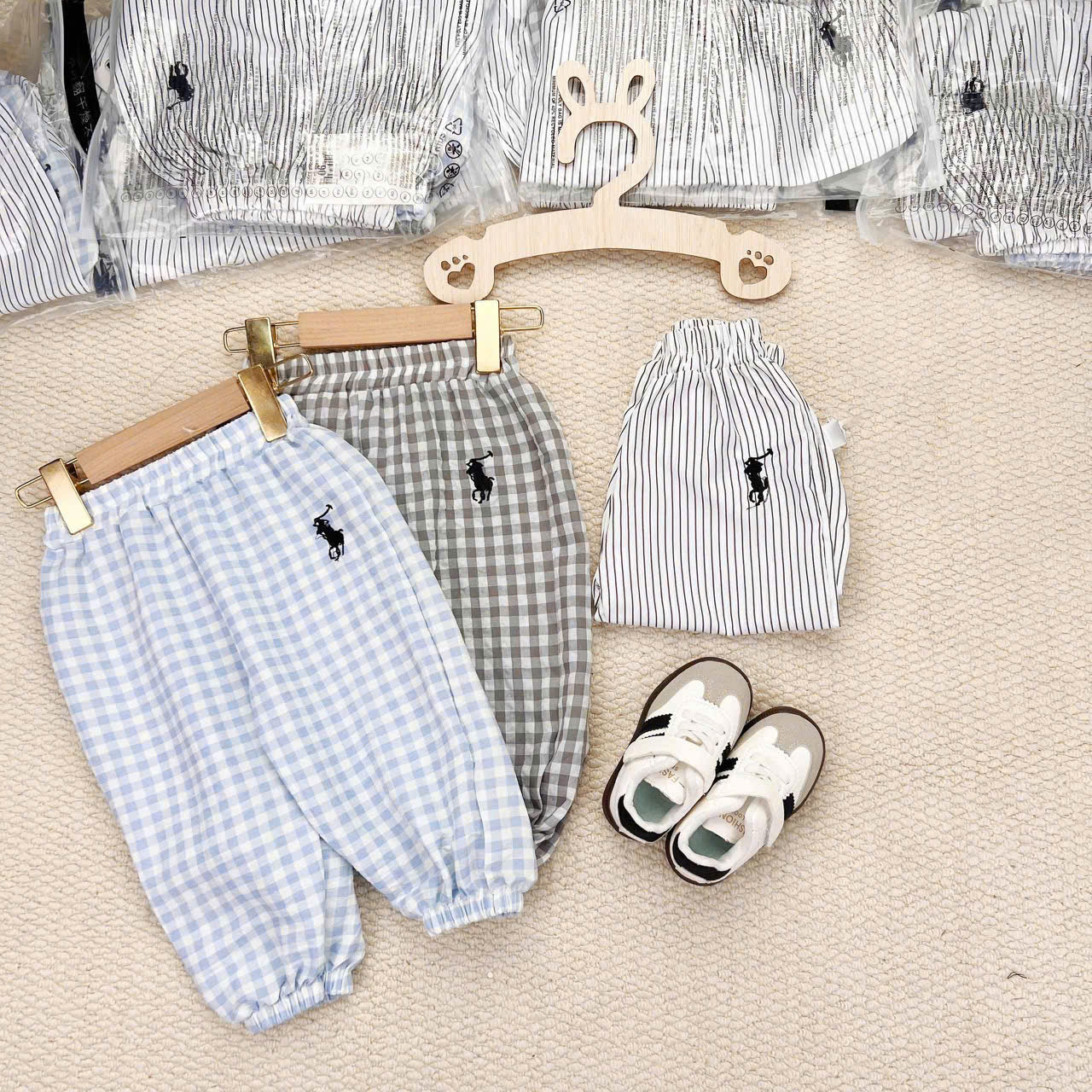CV-K006# SET 3 QUẦN BOM ĐŨI THÊU NGỰA CHO BÉ