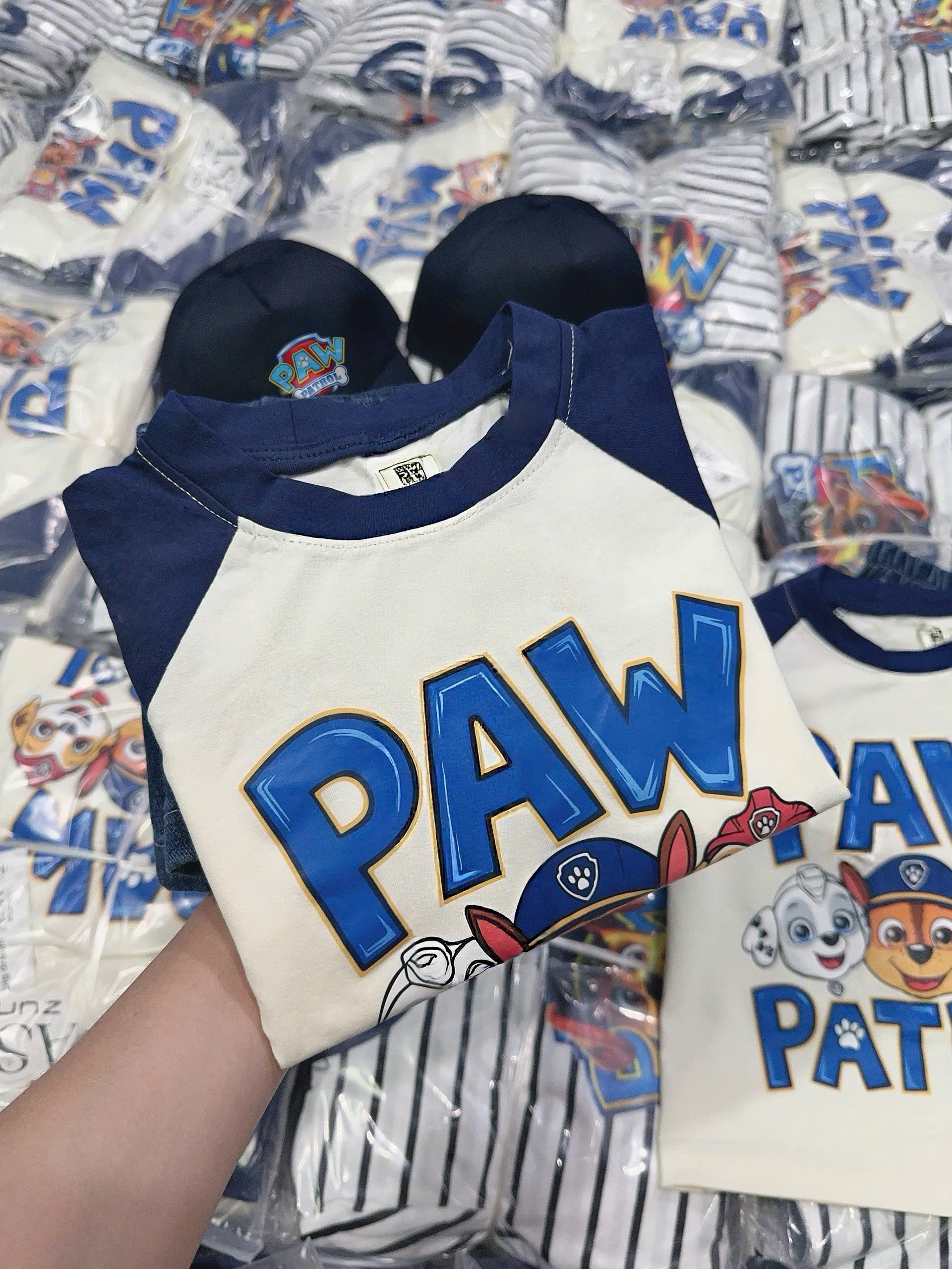 CV-K025# SET 3 CHI TIẾT ( QUẦN JEAN+ ÁO PAW PATROL + MŨ) CHO BÉ