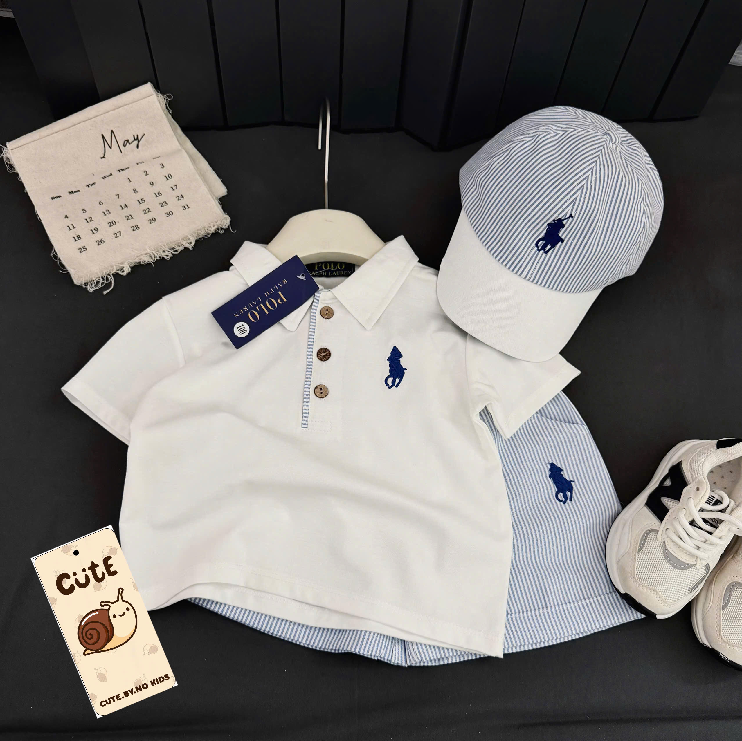 CV-K036 SET POLO THÊU NGỰA QUẦN KẺ XANH KÈM MŨ CHO BÉ TRAI