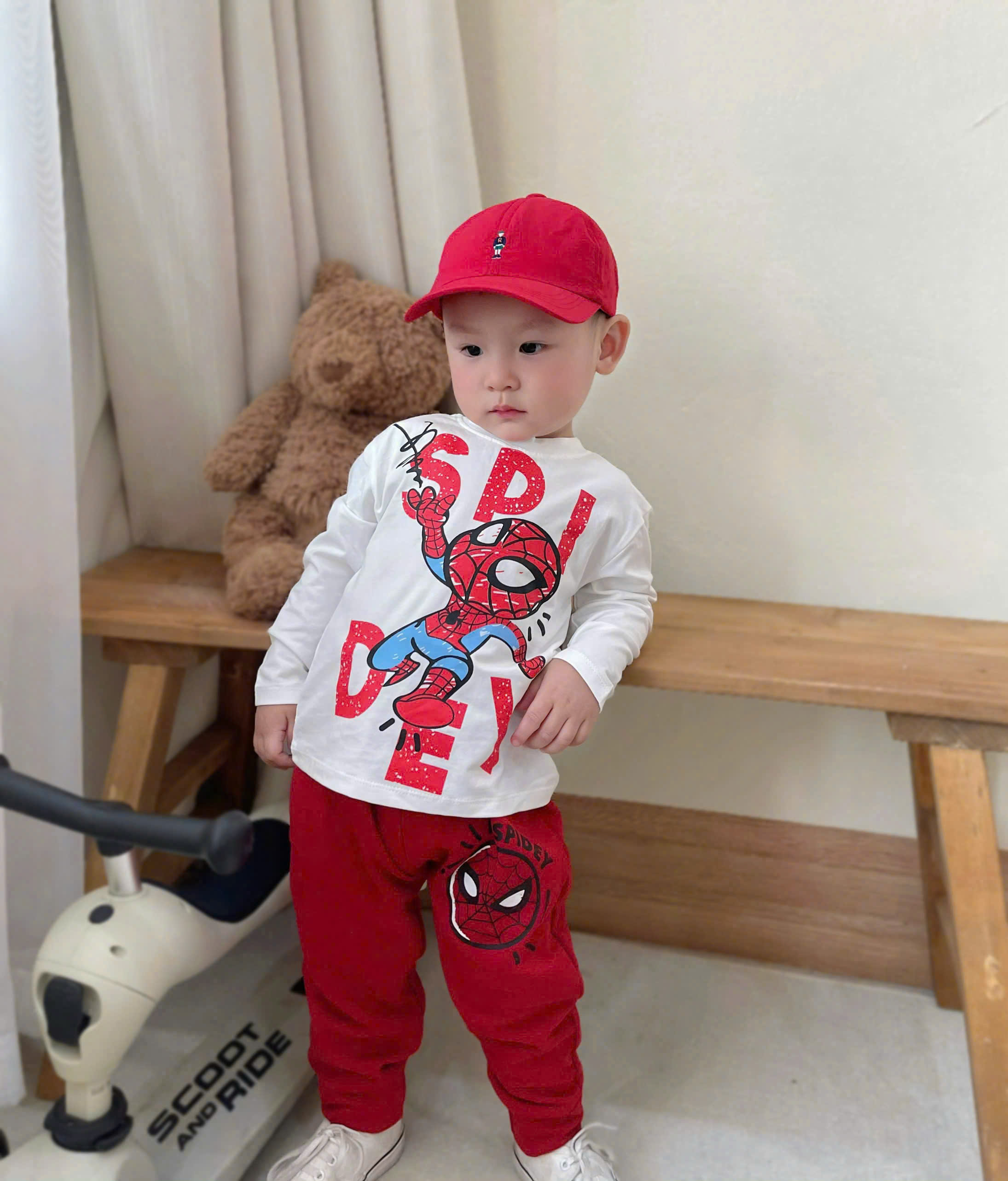 CV - N62 SET 2 BỘ NHỆN ĐỎ TRẮNG