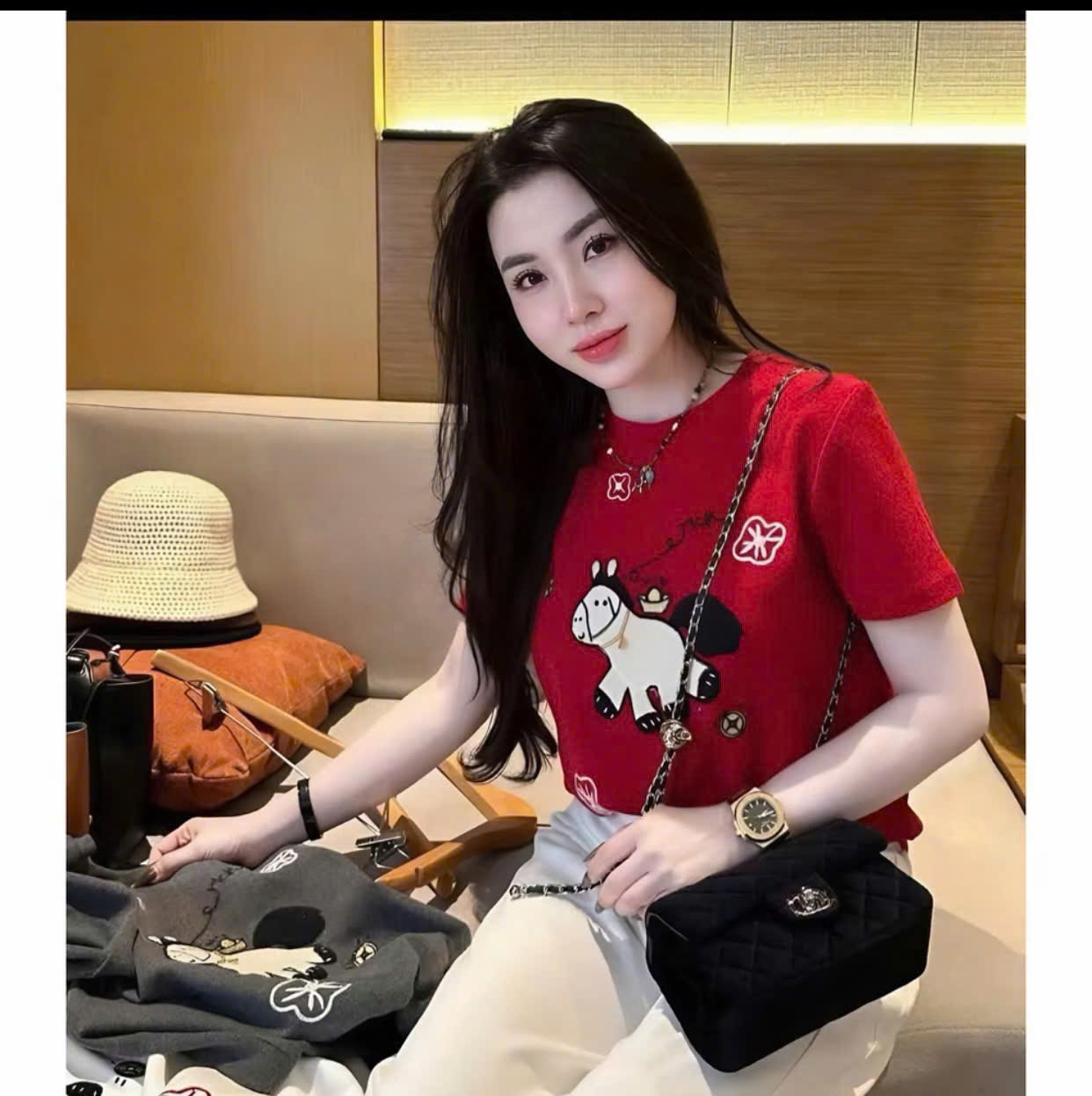 PC112 ÁO PHÔNG HÌNH NGỰA CHO NỮ 2 MÀU
