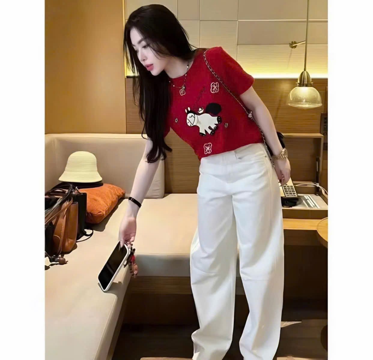 PC112 ÁO PHÔNG HÌNH NGỰA CHO NỮ 2 MÀU
