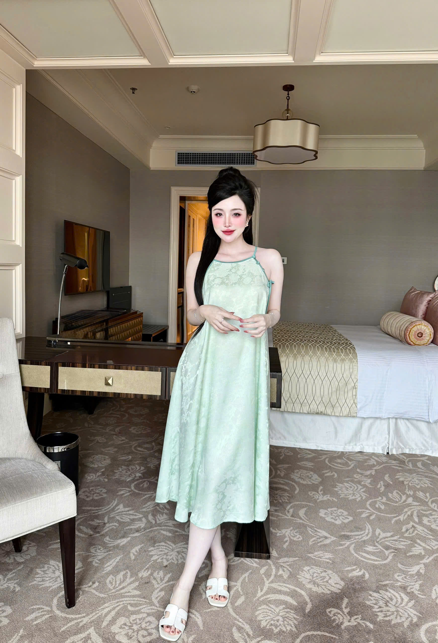 S1324 ĐẦM YẾM DÀI -70KG -XL