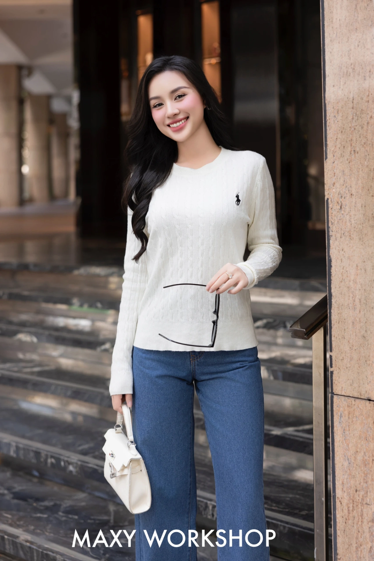 CABLE KNIT SWEATER