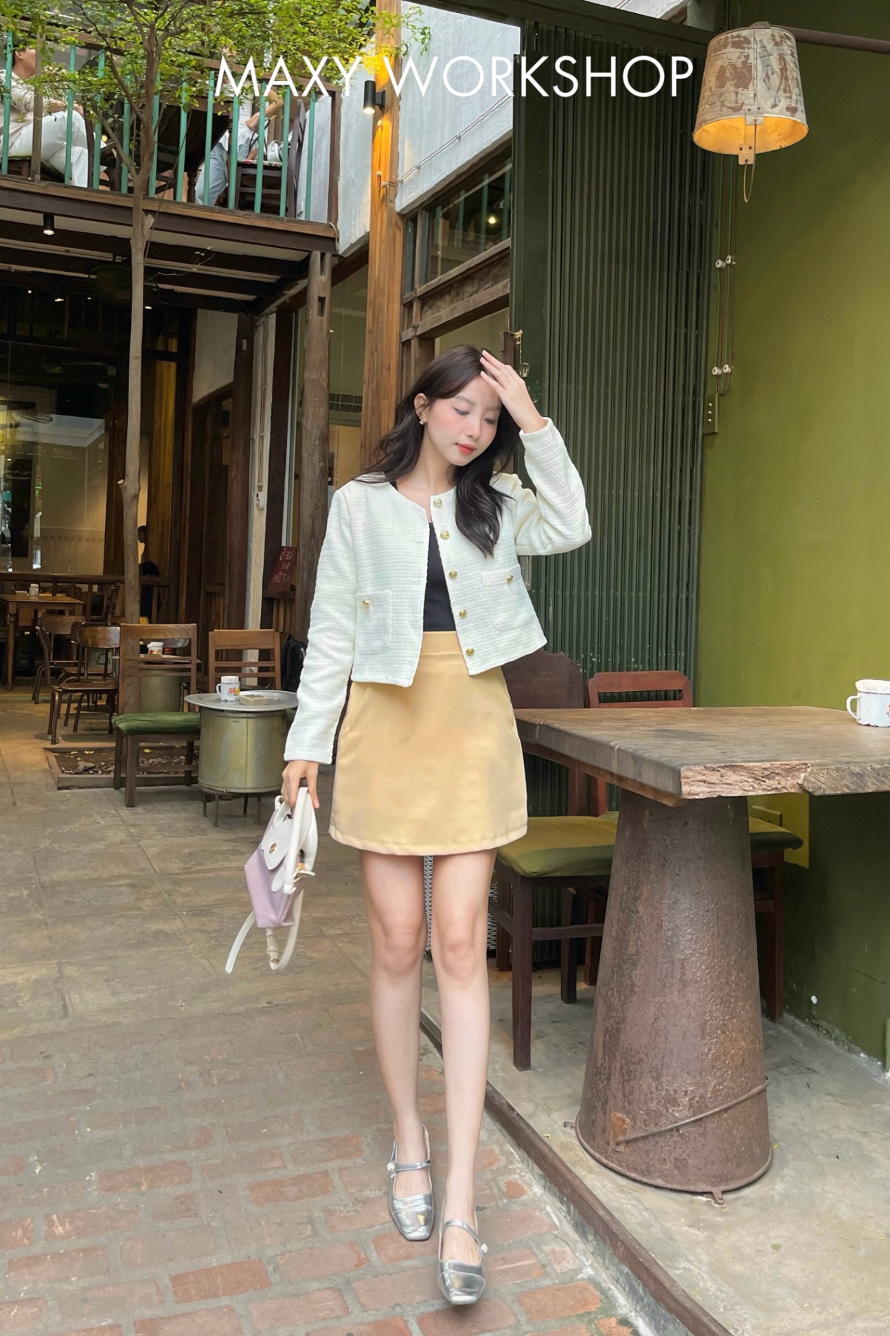 BEIGE SKIRT