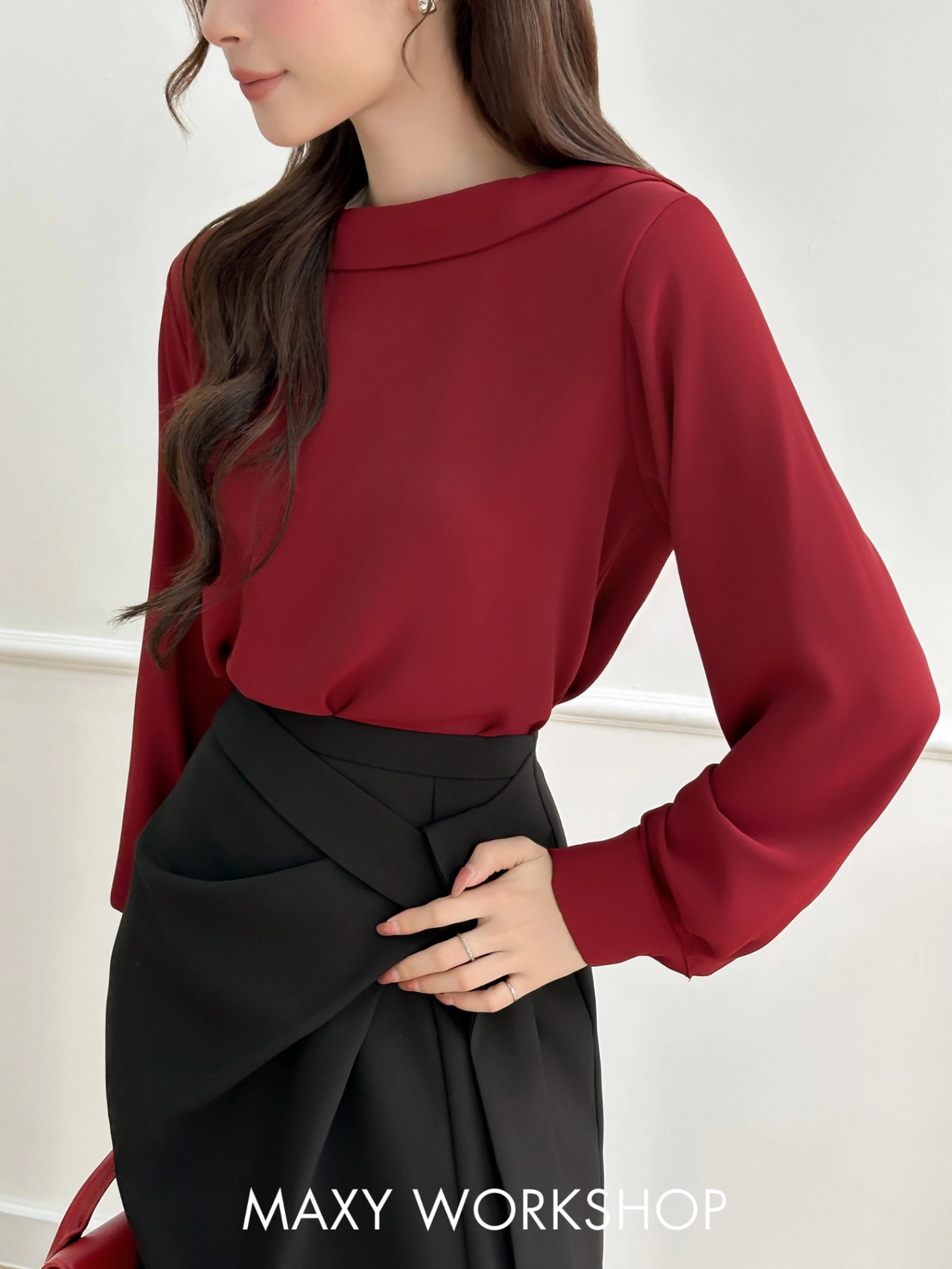 FLOWING COLLAR SHIRT