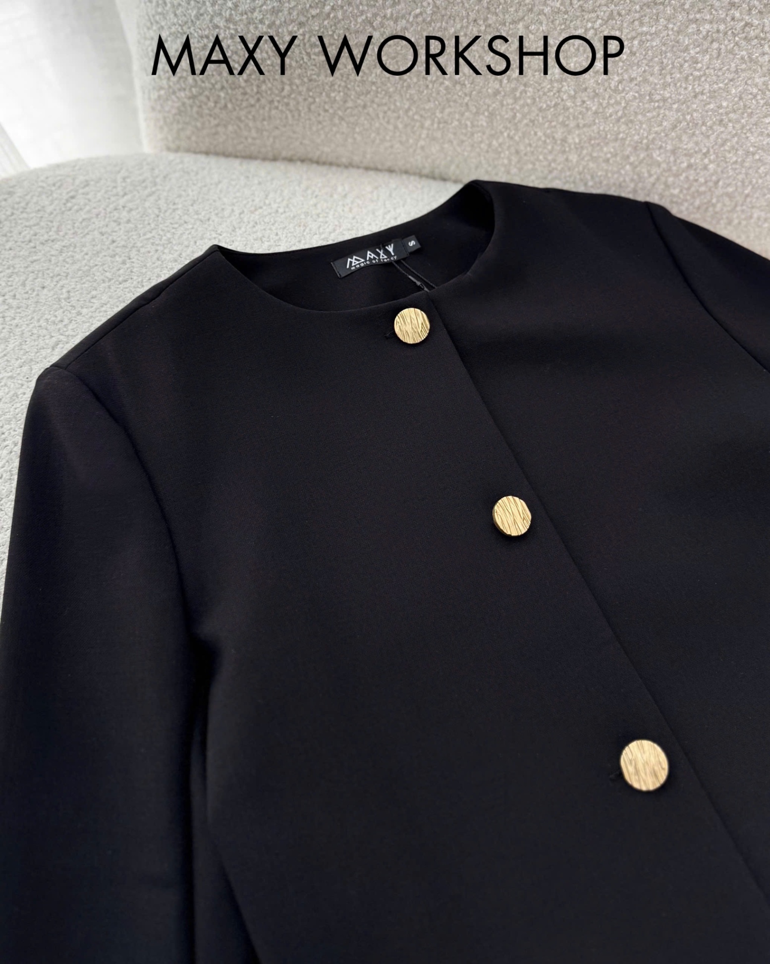 Áo khoác BUTTON JACKET