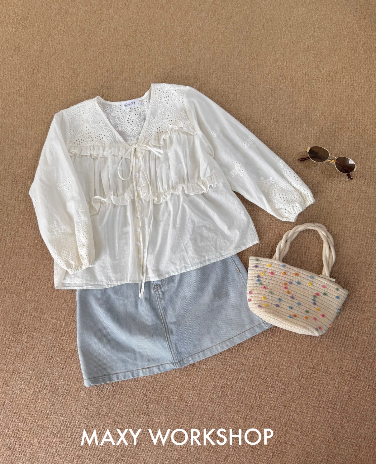 Áo kiểu RUFFLE LACE TOP