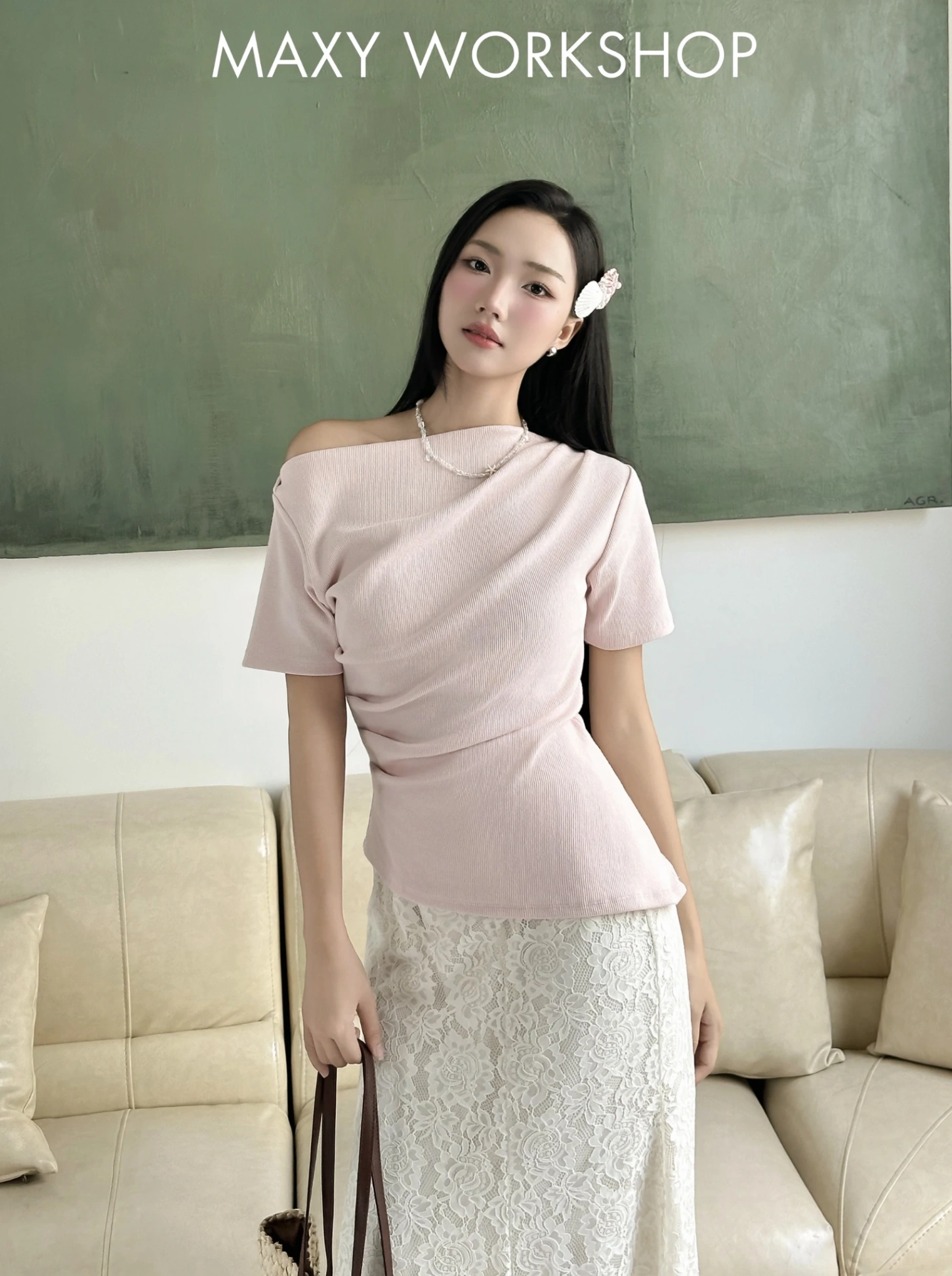 Chân váy LACE SKIRT
