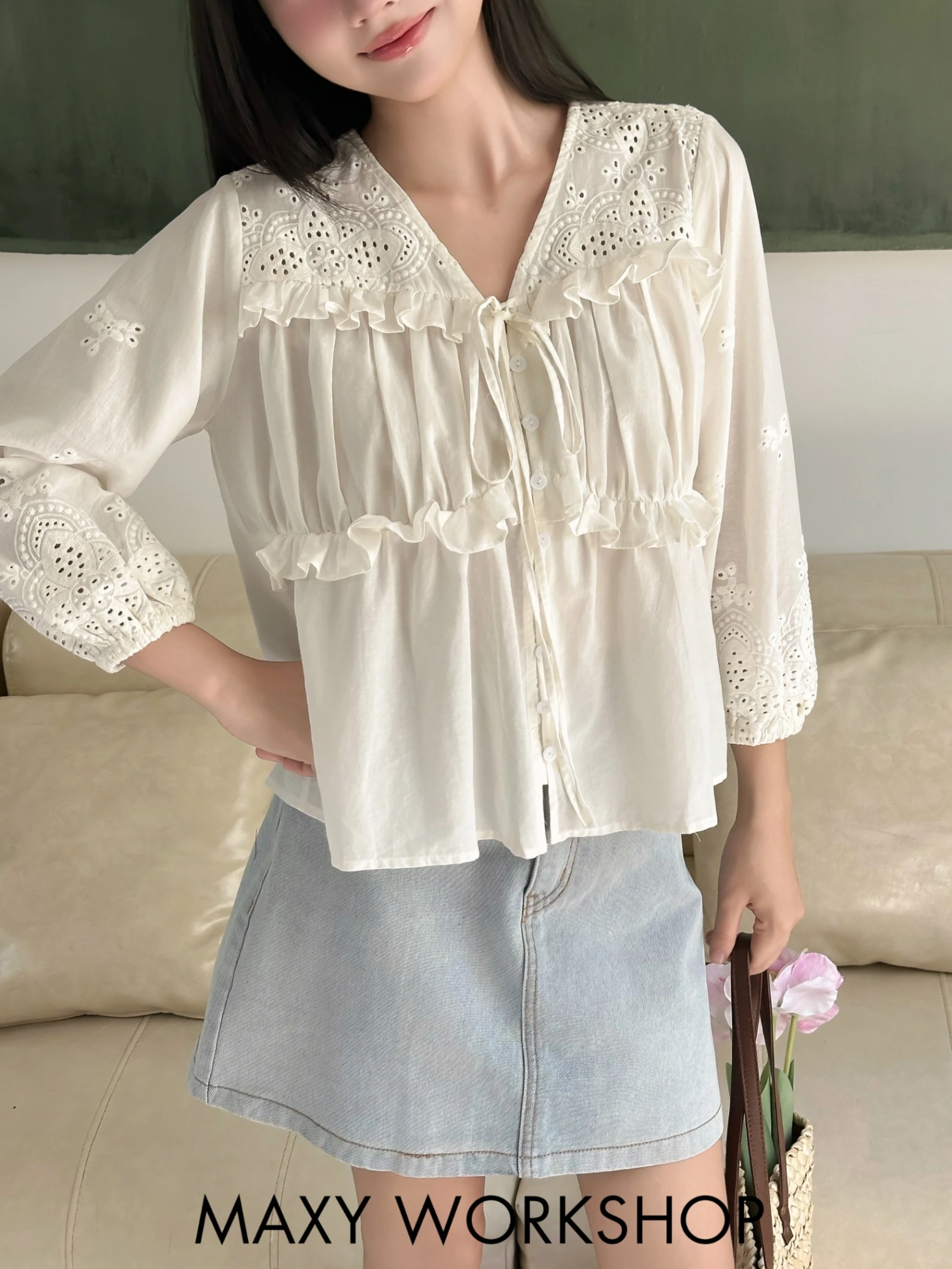 Áo kiểu RUFFLE LACE TOP