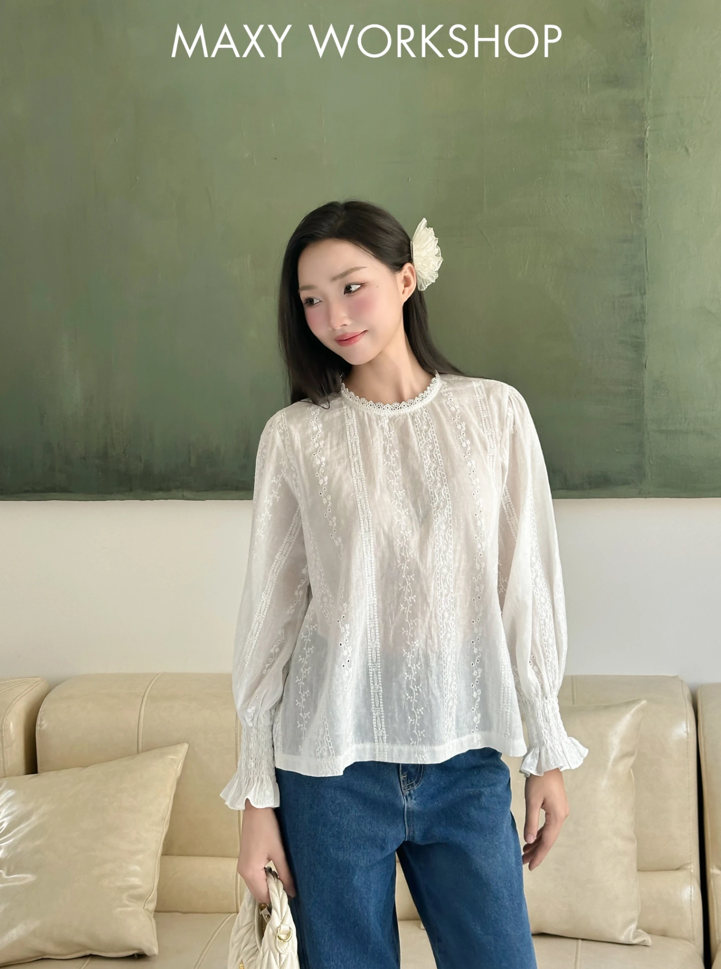 Áo kiểu LONG EMBROIDERED TOP