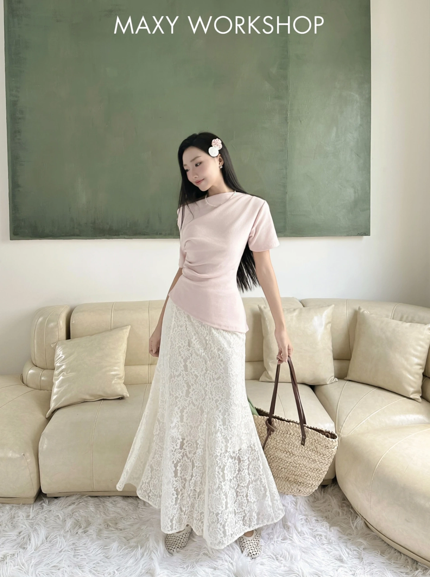 Chân váy LACE SKIRT