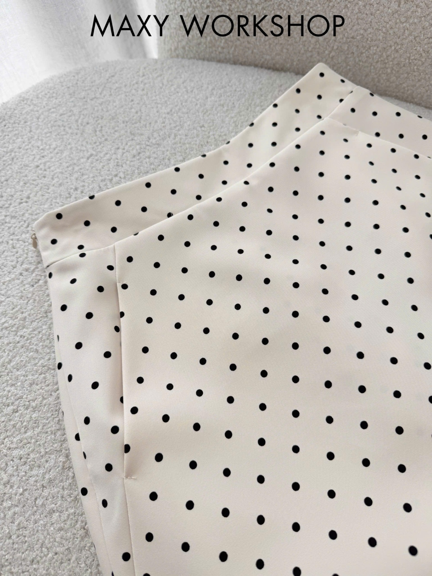 Chân váy POLKA DOT SKIRT