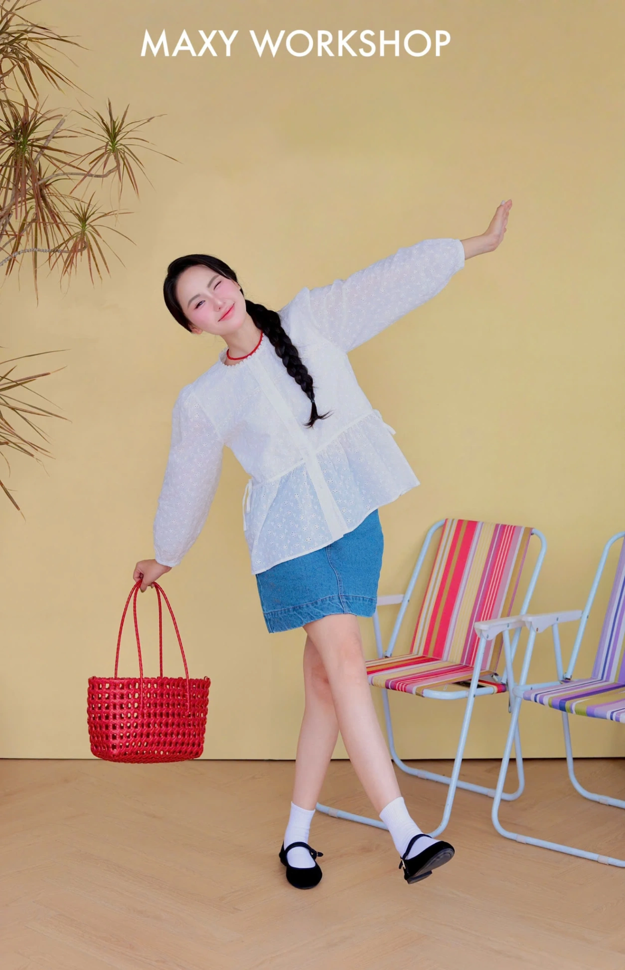 Áo kiểu COZY EMBROIDERED TOP