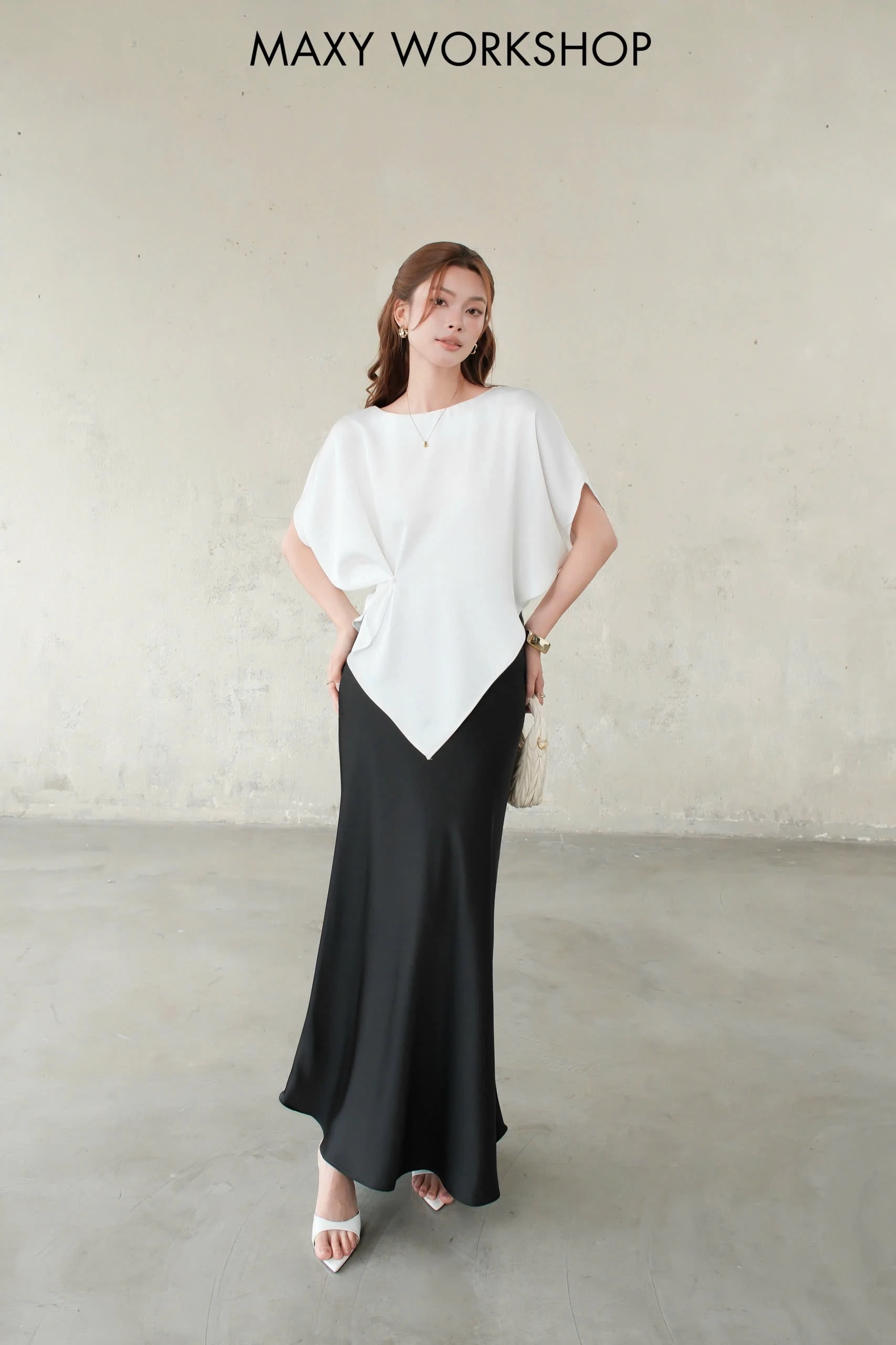 Áo kiểu COZY SILK TOP