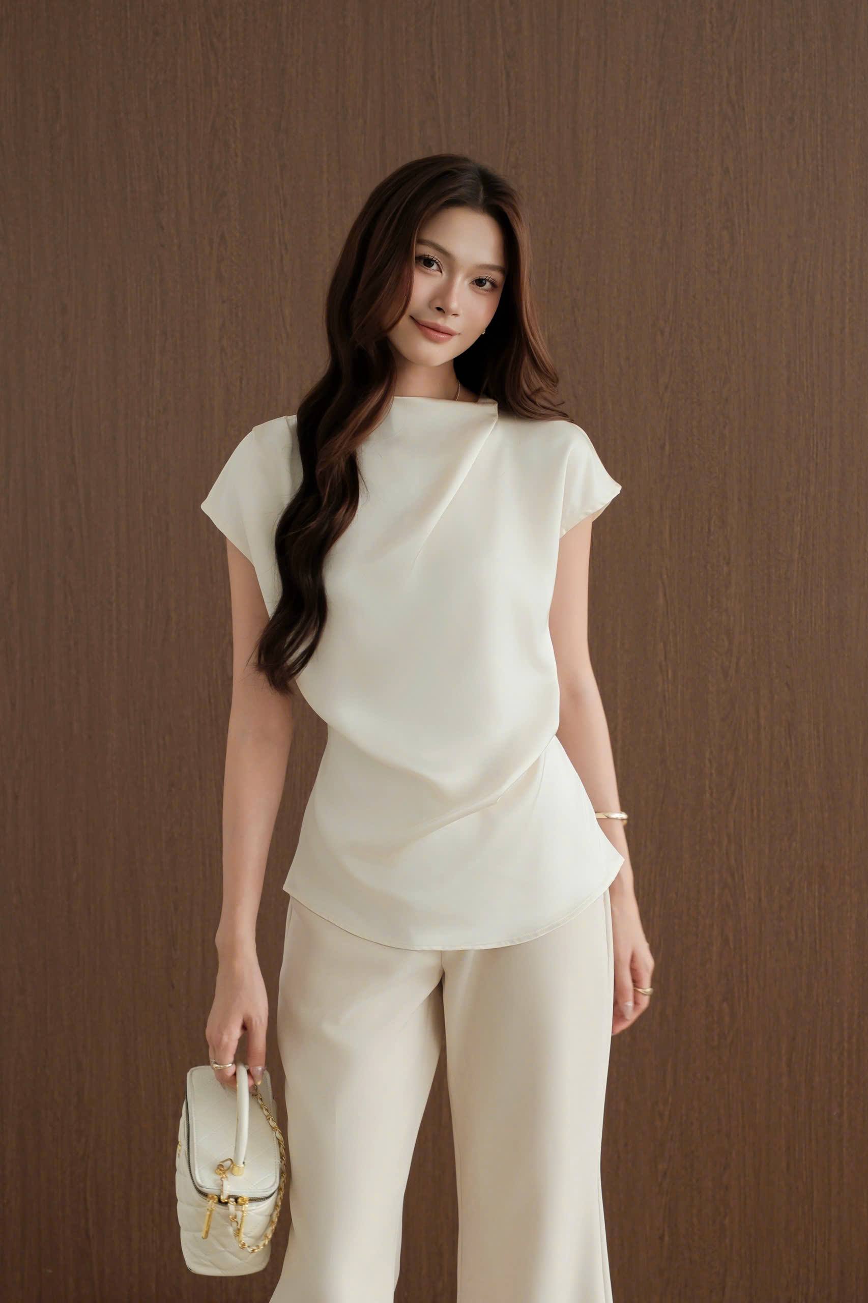 Áo kiểu FLOWING SILK TOP