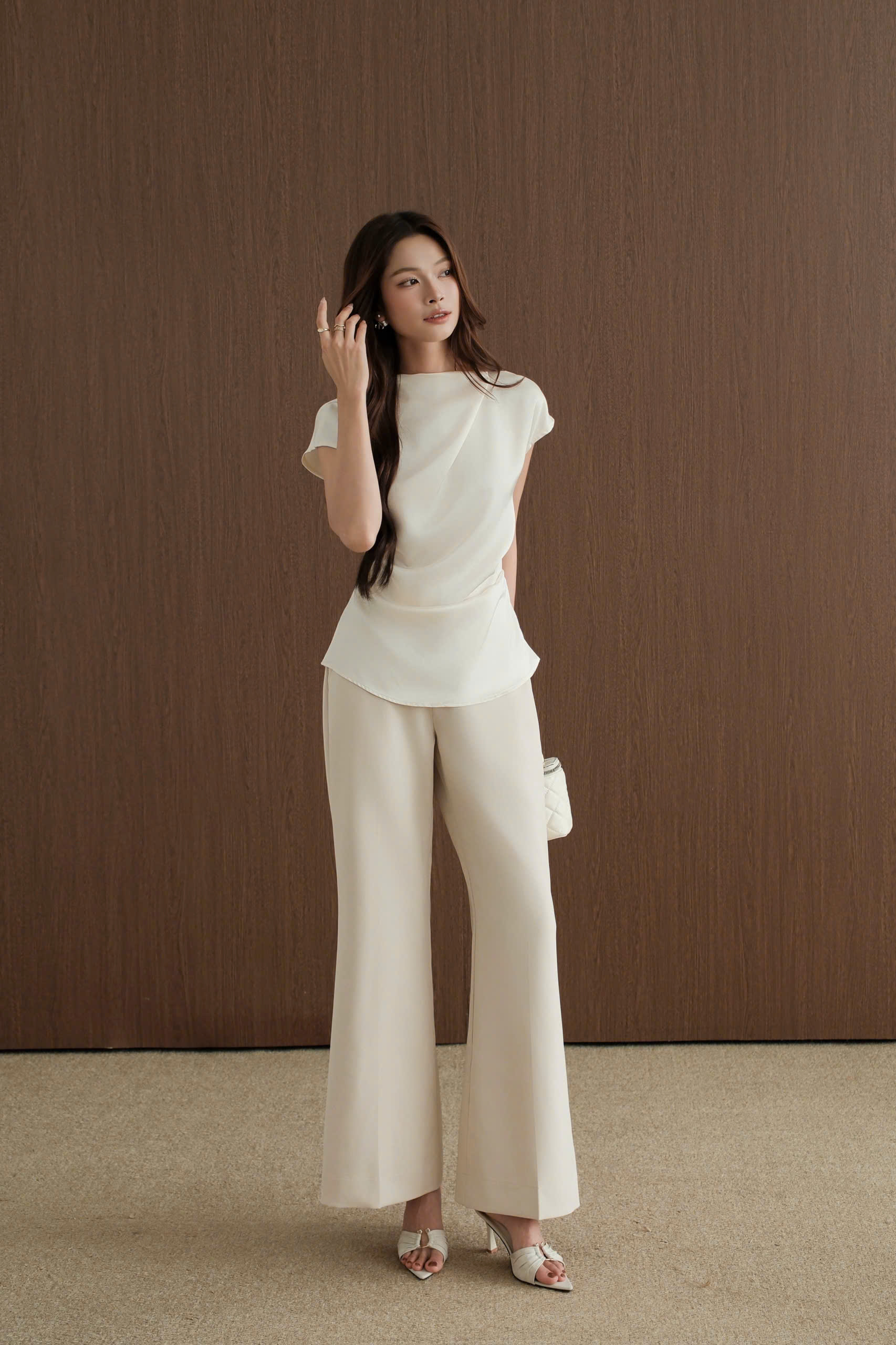 Áo kiểu FLOWING SILK TOP