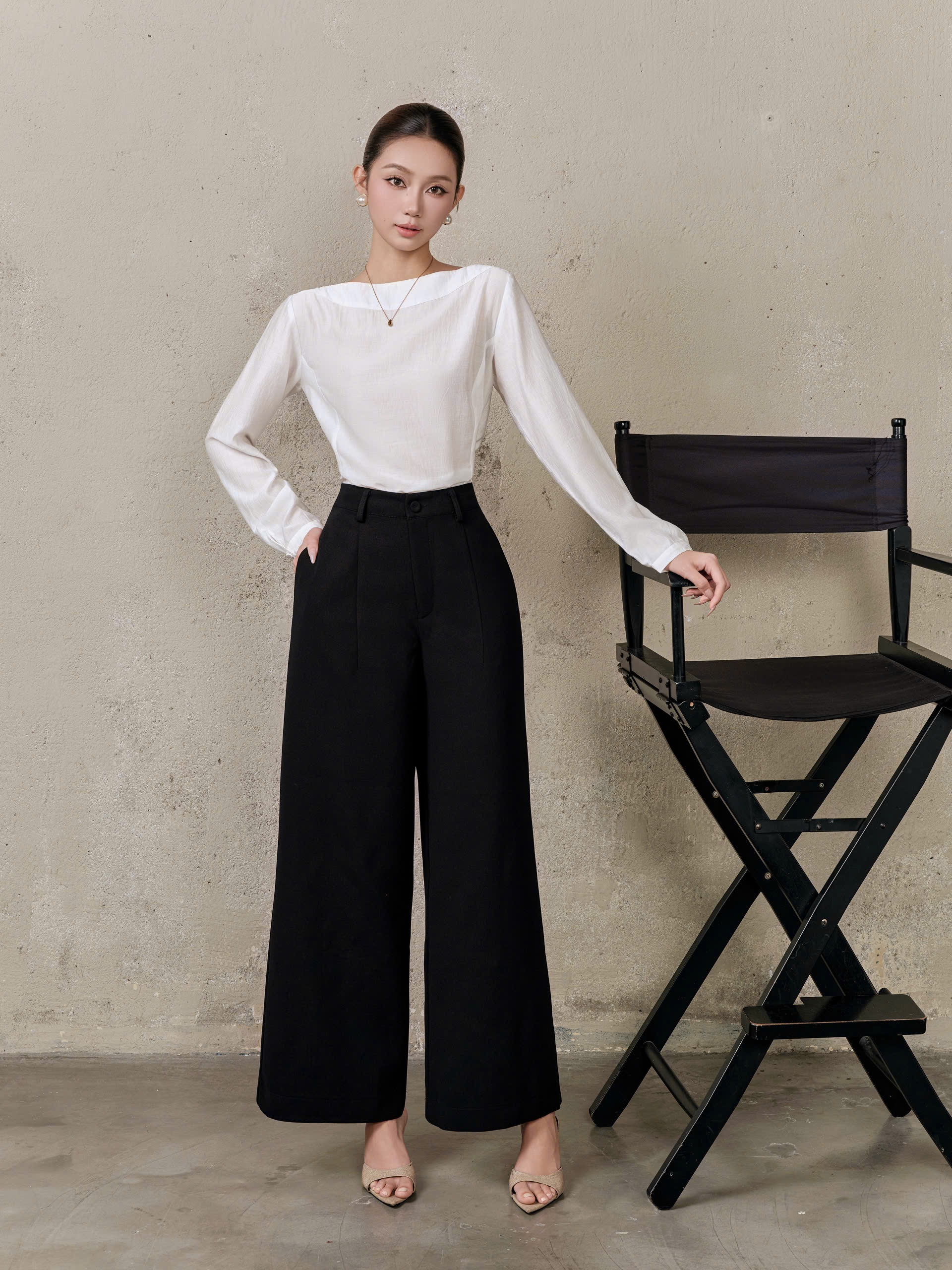 Áo kiểu FLOWING WRAP TOP