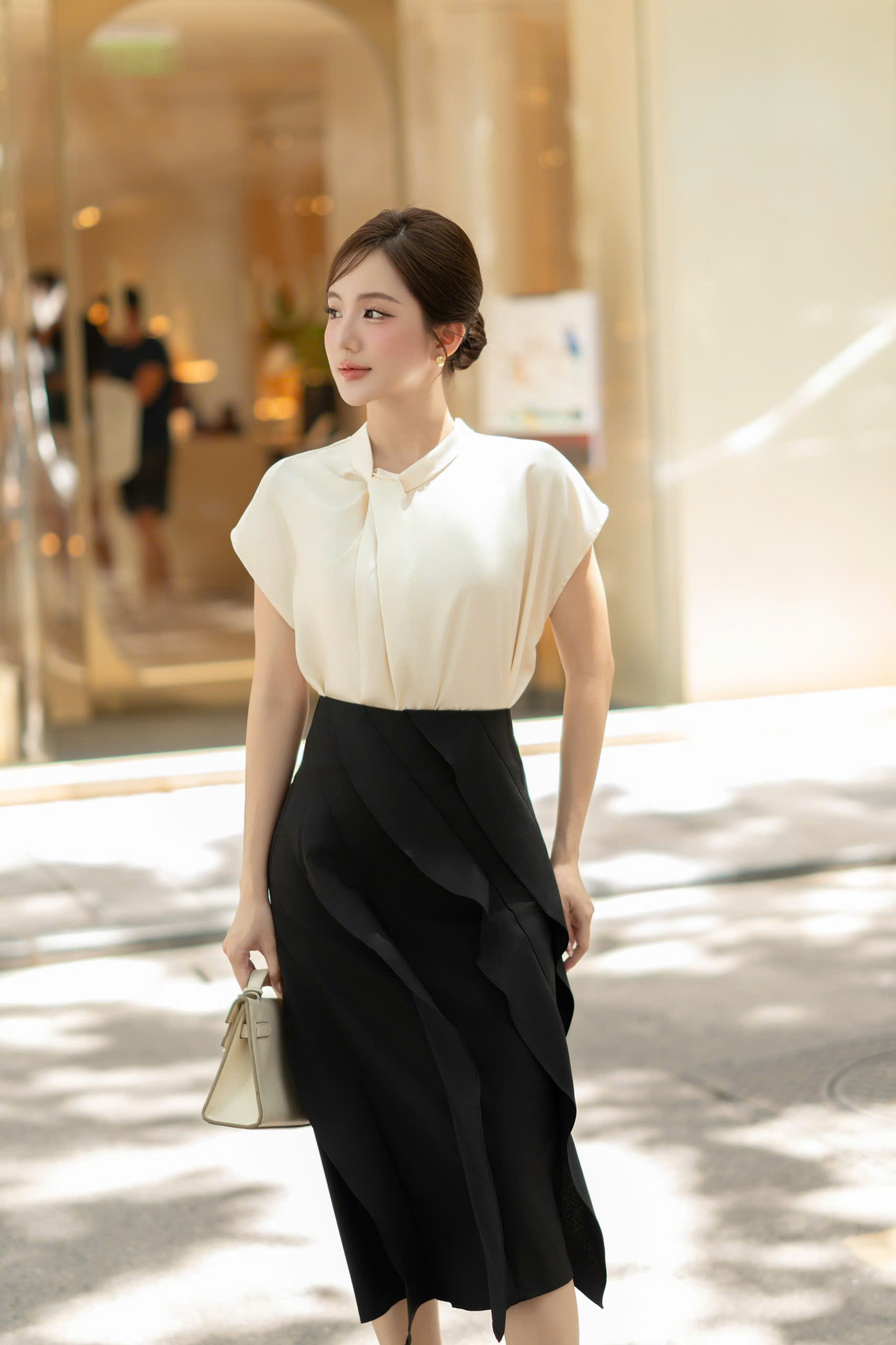 Áo kiểu KNOT SLEEVE TOP