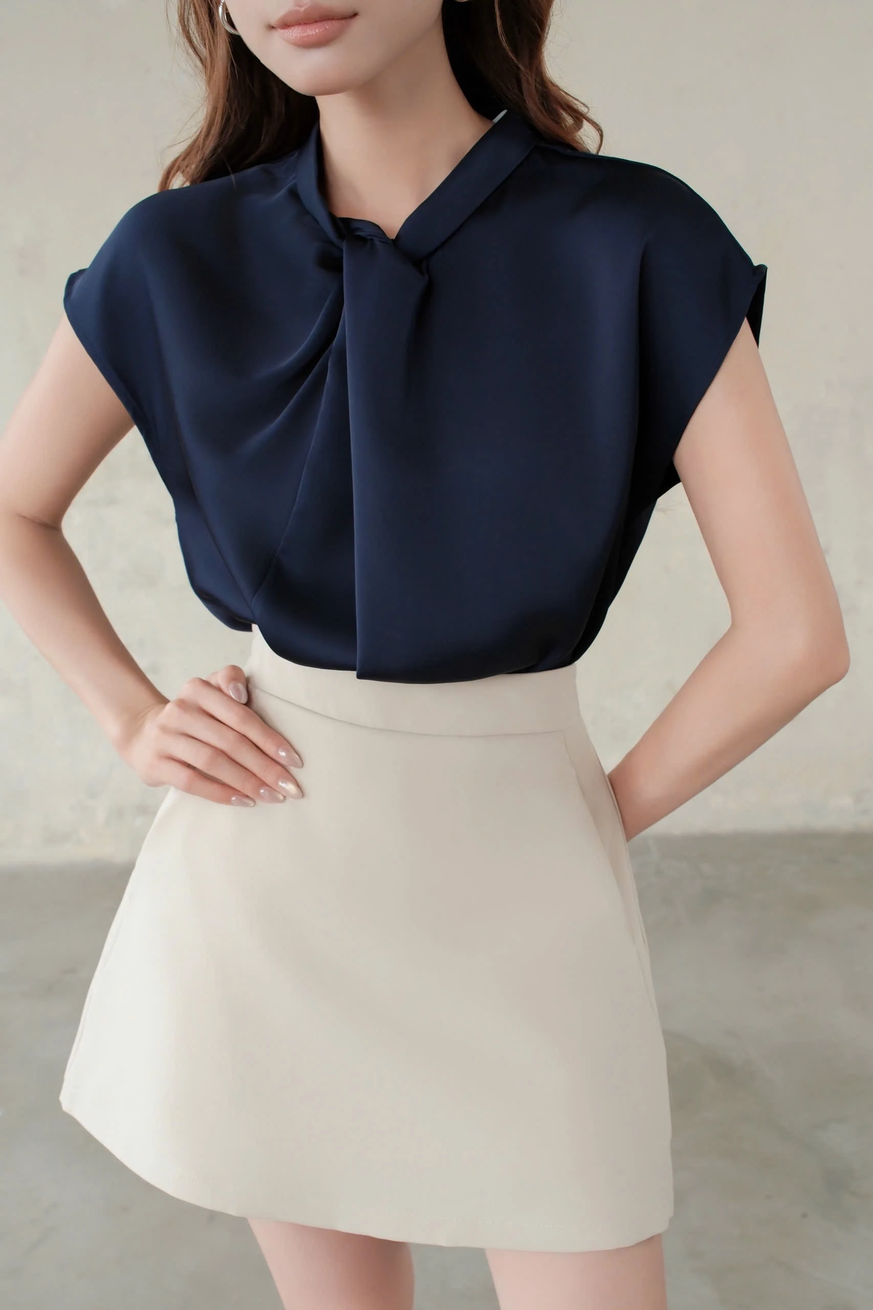 Áo kiểu KNOT SLEEVE TOP
