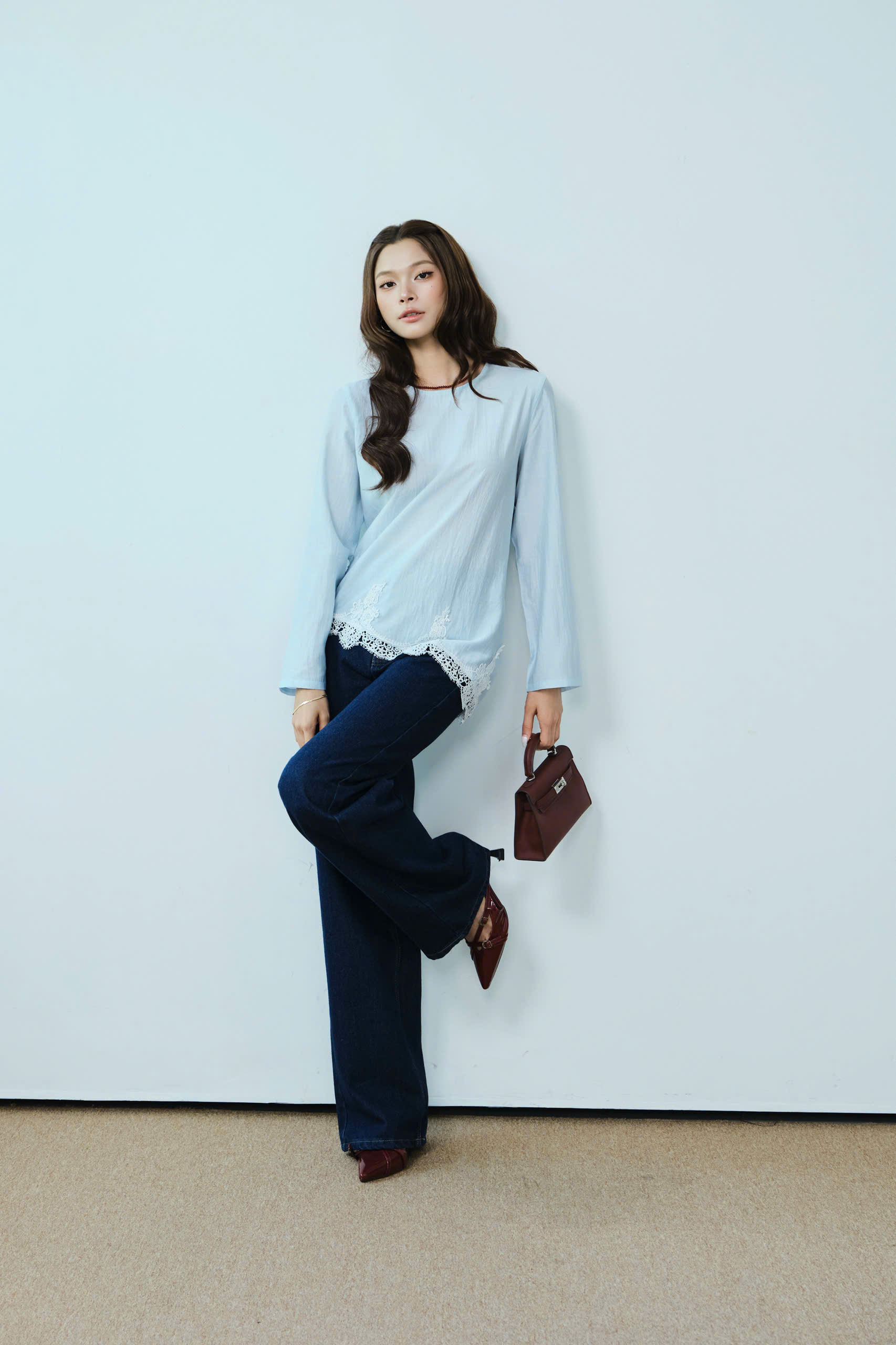 Áo kiểu LACE LONG SLEEVE TOP