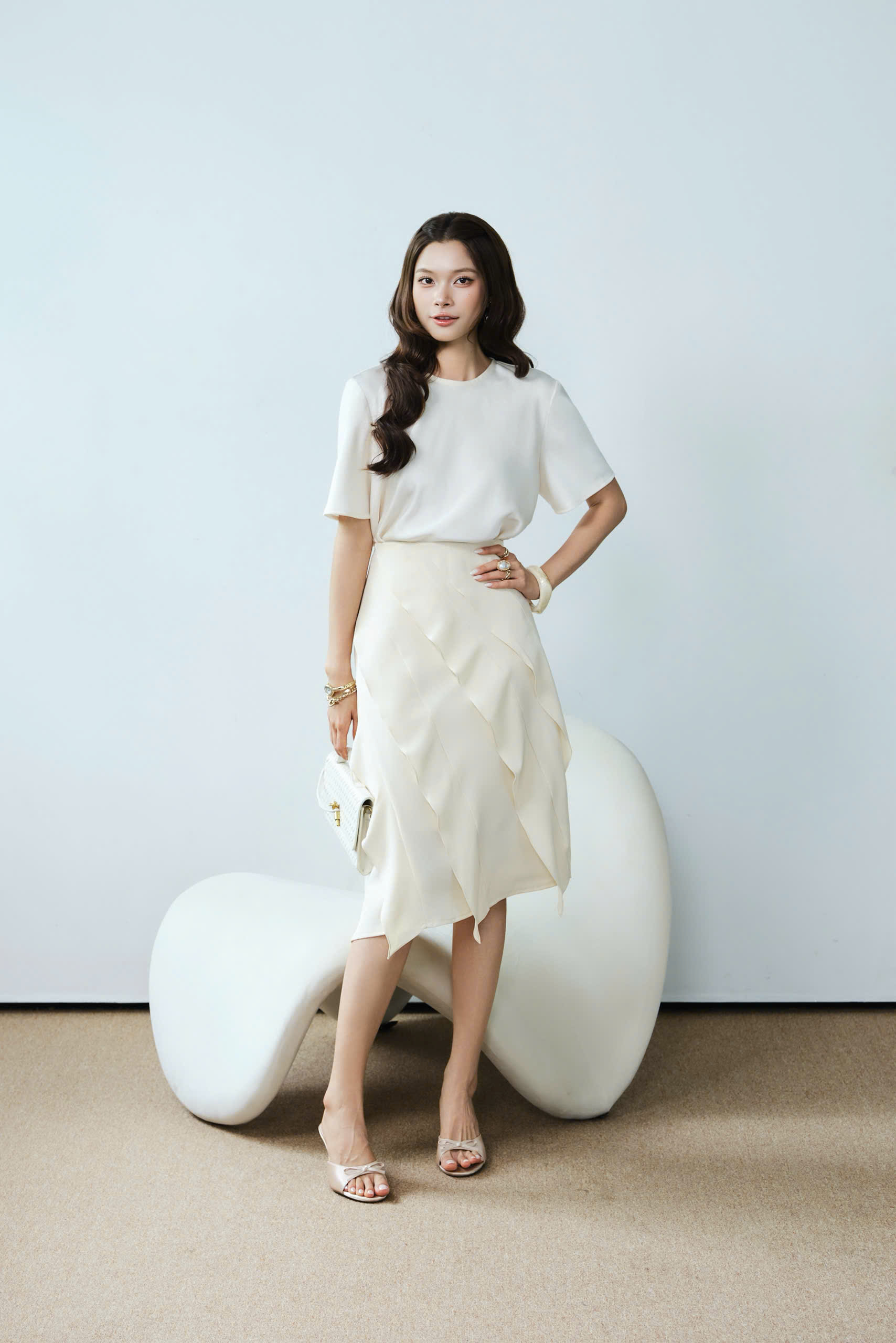 Áo kiểu SHORT SLEEVE SILK TOP