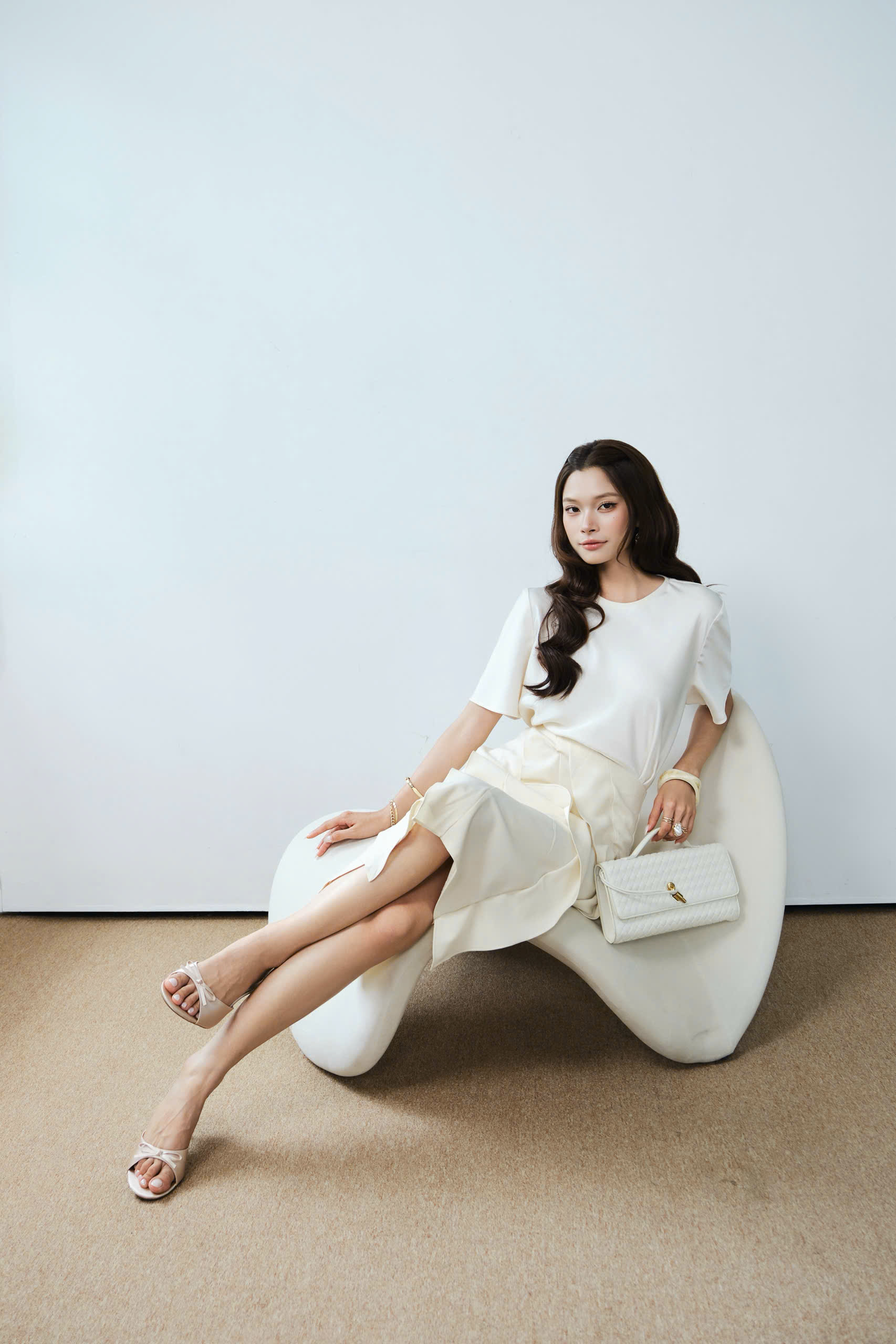 Áo kiểu SHORT SLEEVE SILK TOP