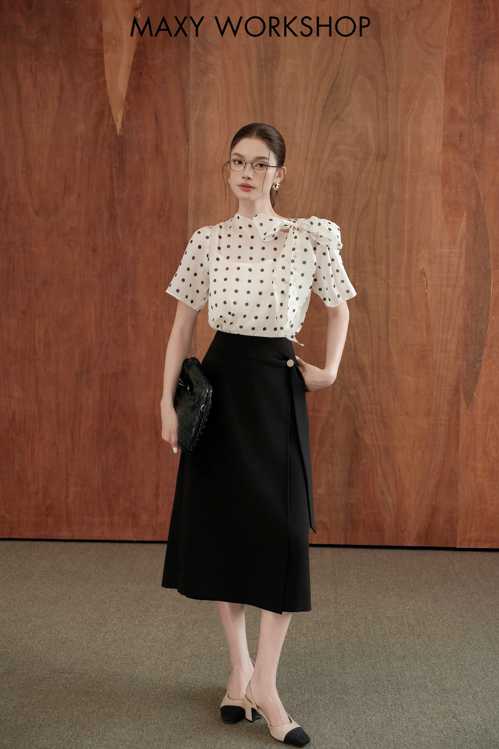 Chân váy SIDE BUTTON SKIRT